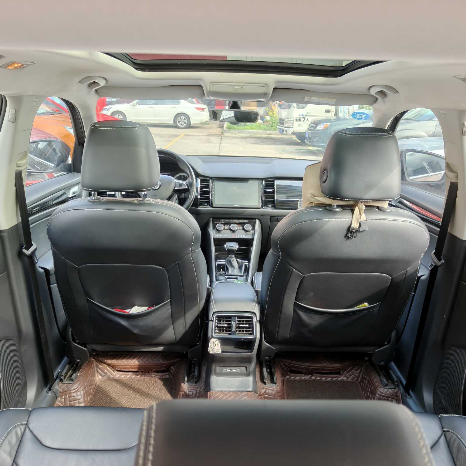 Skoda Kodiaq 2018 imagem de carro #4