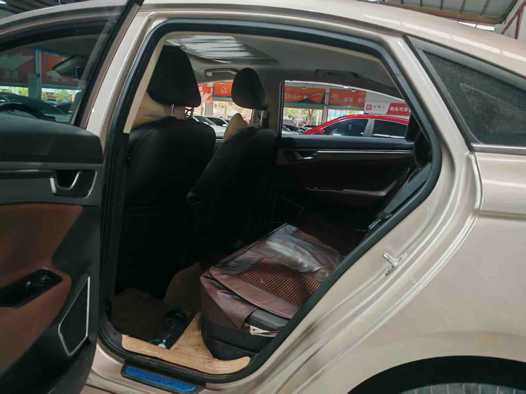 GEELY Emgrand GL 2019 imagem de carro #4