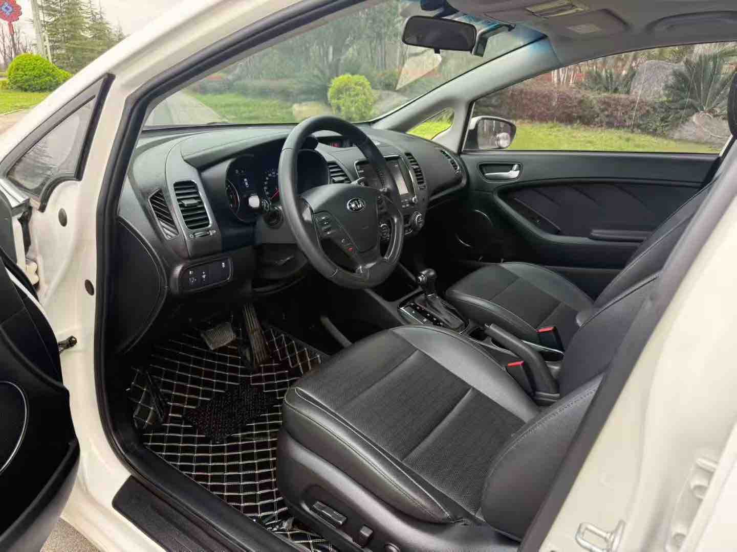 Kia 2019 #4 Kia 2019 car image #4