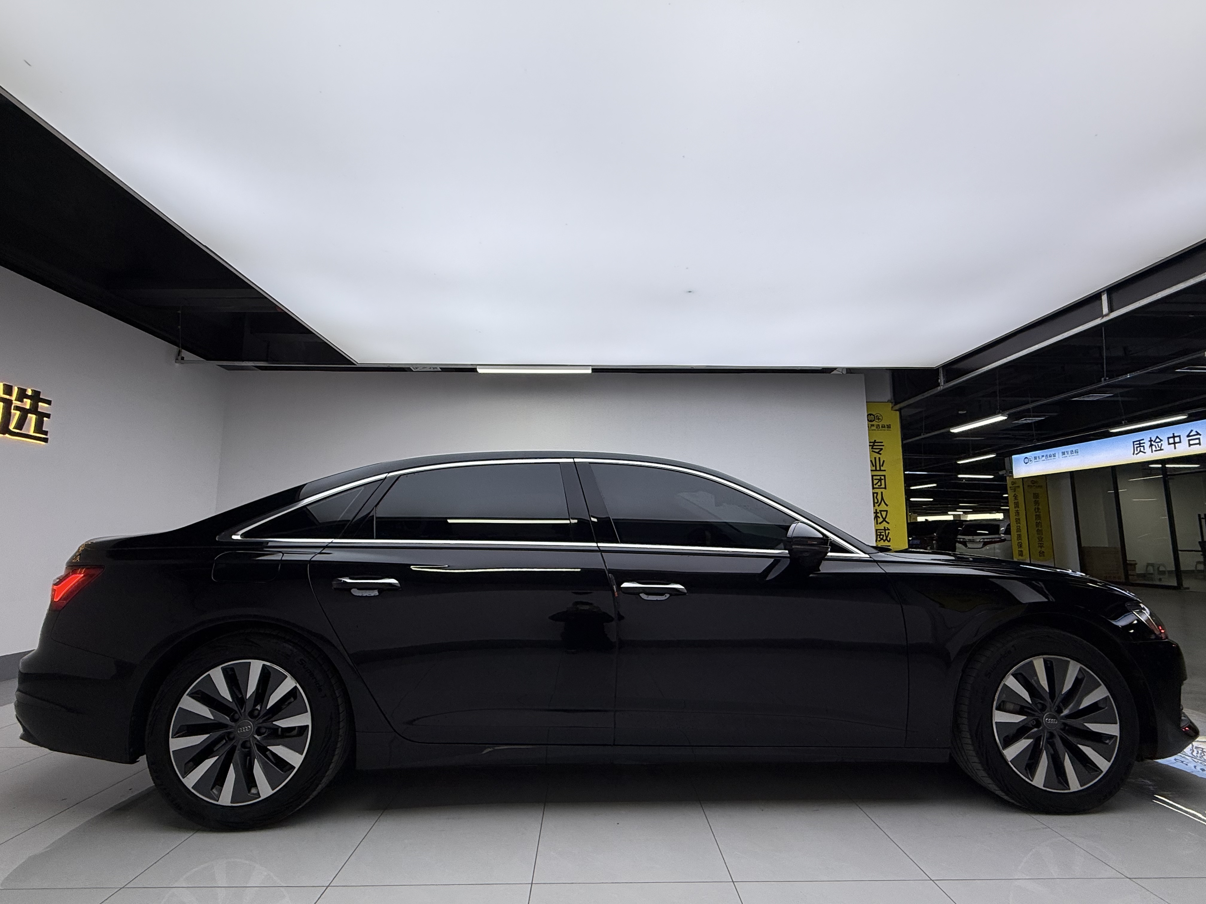 Audi A6L 2020 car image #4