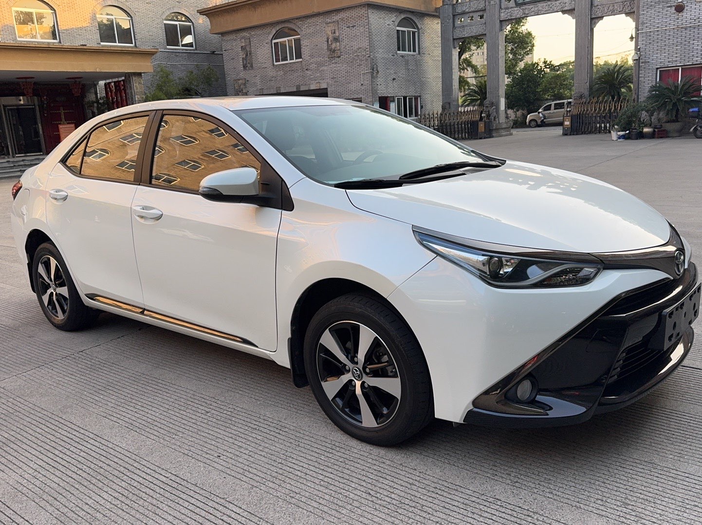 Toyota Levin Hybird E+ 2019 car image #4