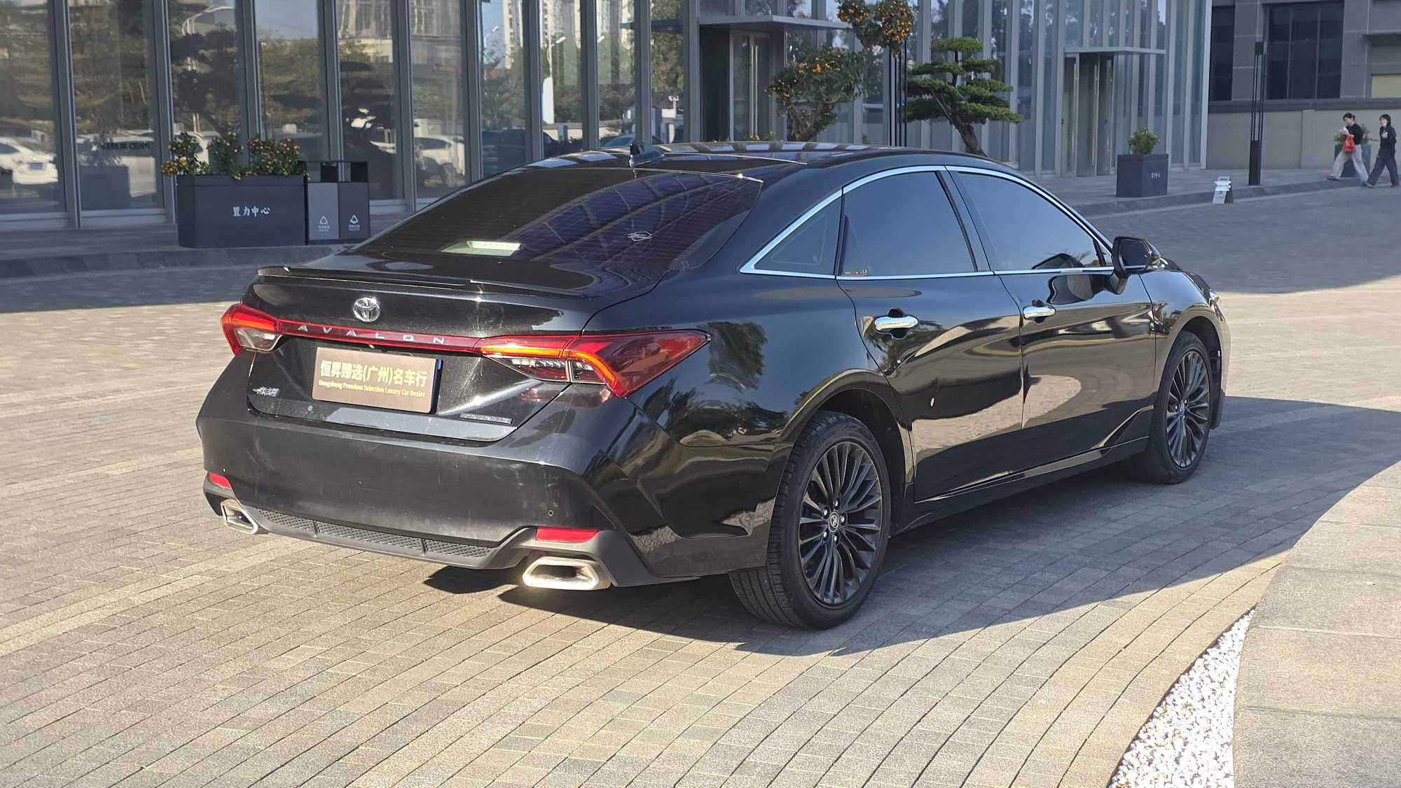 Toyota Avalon 2019 car image #4