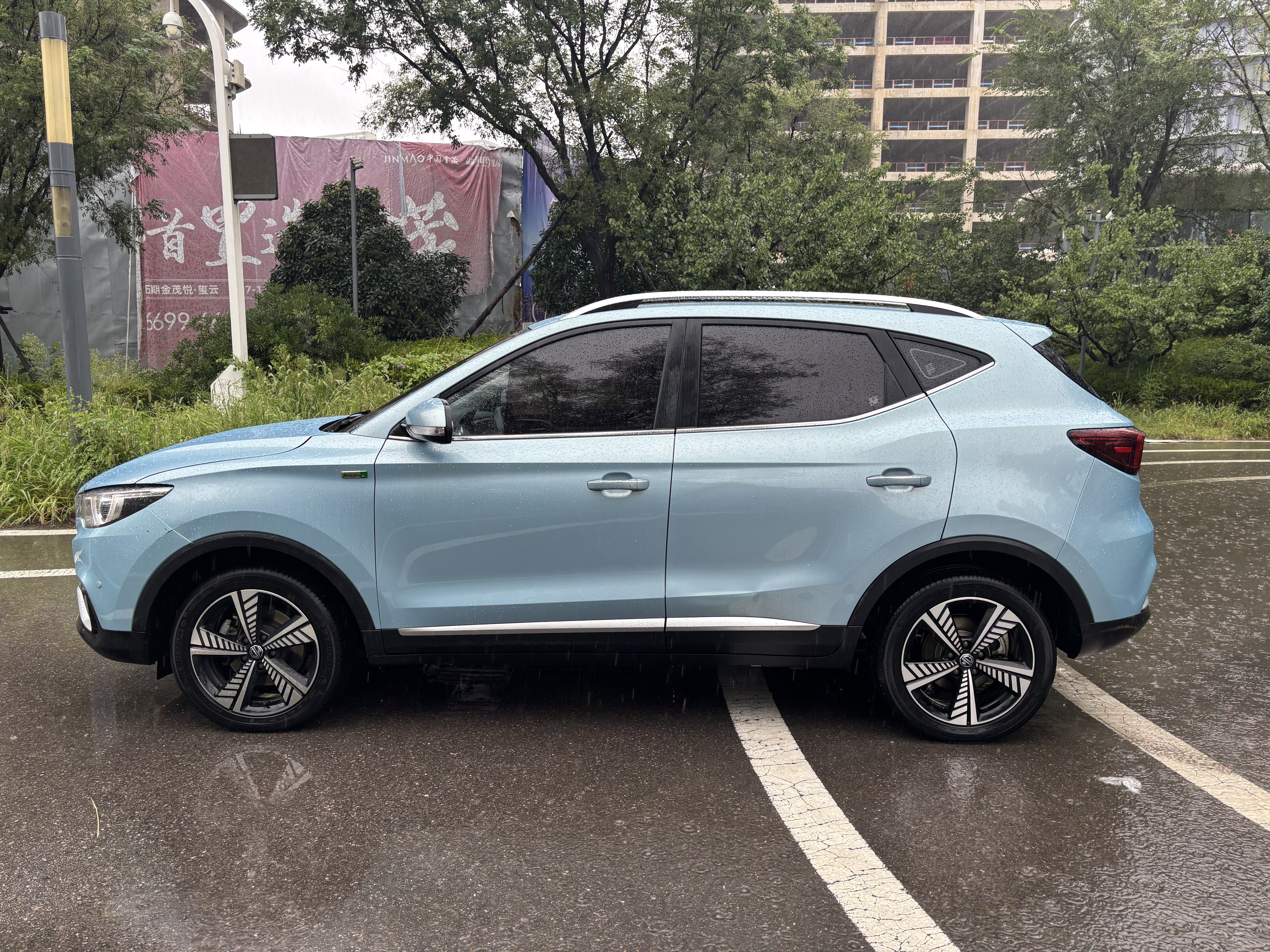 MG EZS Electric 2020 #4 MG EZS Electric 2020 car image #4