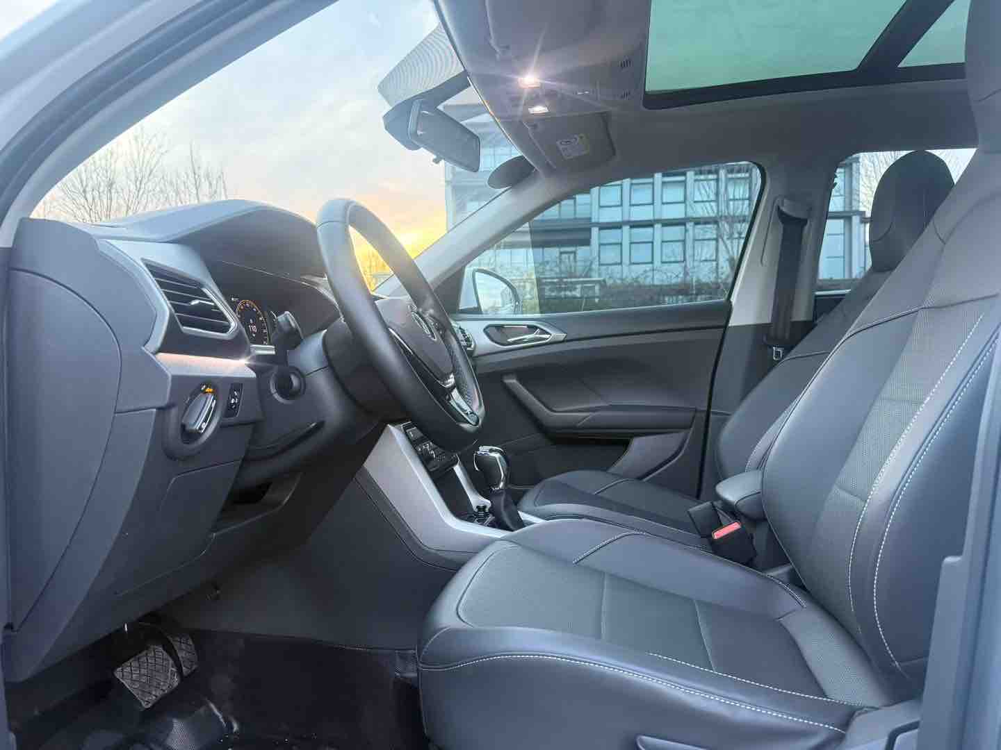 Volkswagen T-Cross 2020 immagine di auto #4