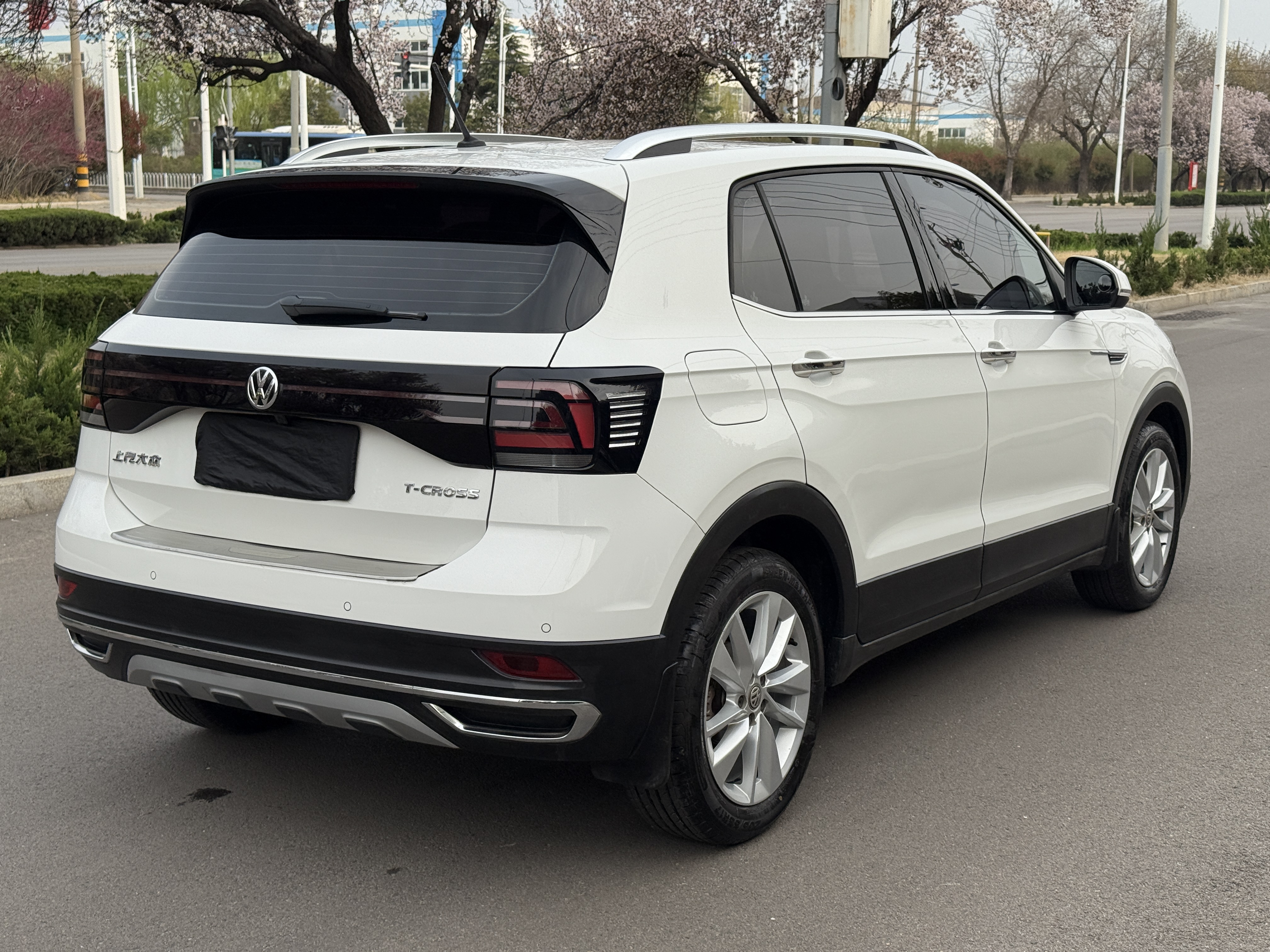 Volkswagen T-Cross 2020 #4 Volkswagen T-Cross 2020 car image #4