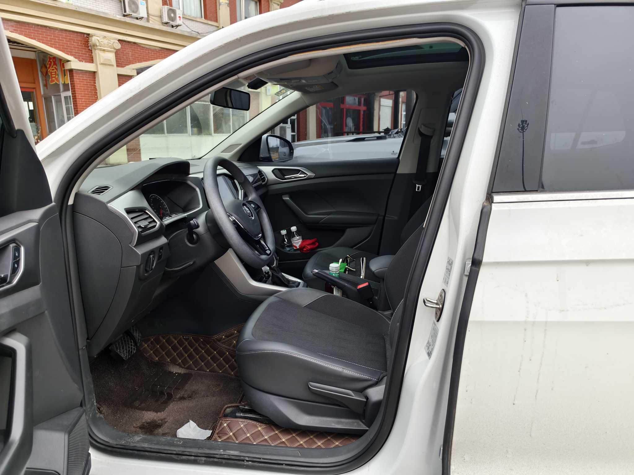 Volkswagen T-Cross 2020 #4 Volkswagen T-Cross 2020 car image #4