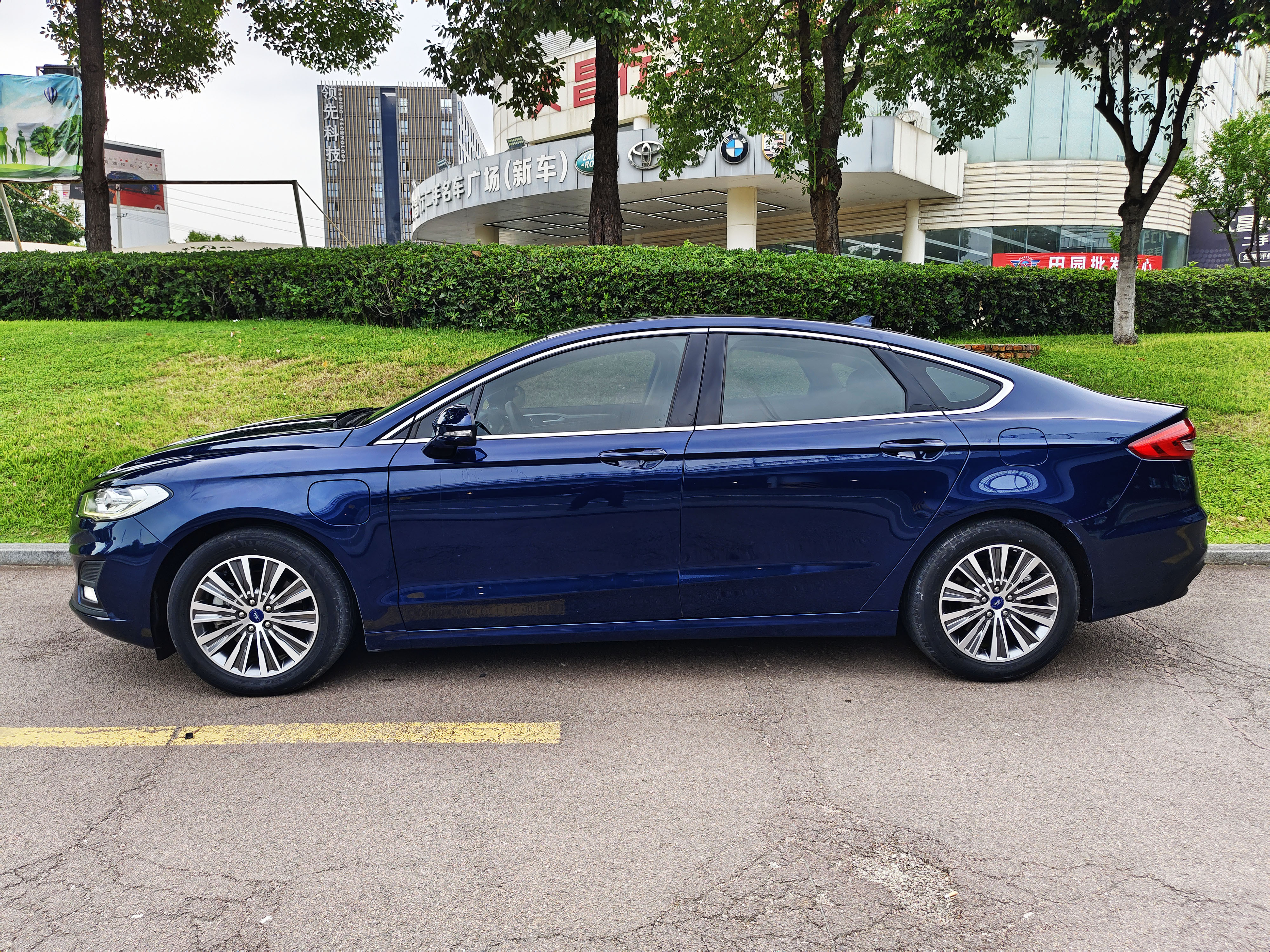 Ford Mondeo New Energy 2020 #4 Ford Mondeo New Energy 2020 car image #4