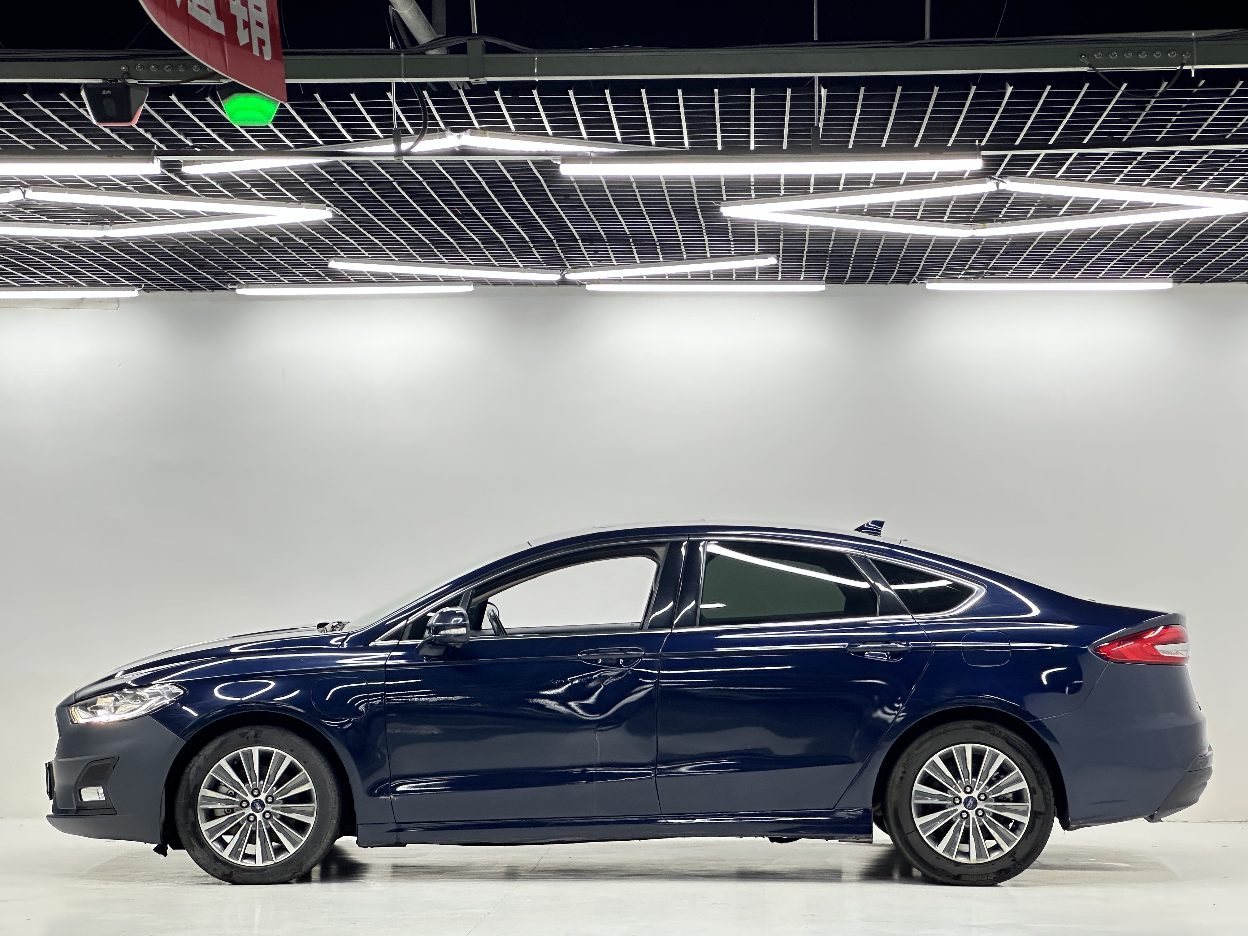 Ford Mondeo New Energy 2020 car image #4
