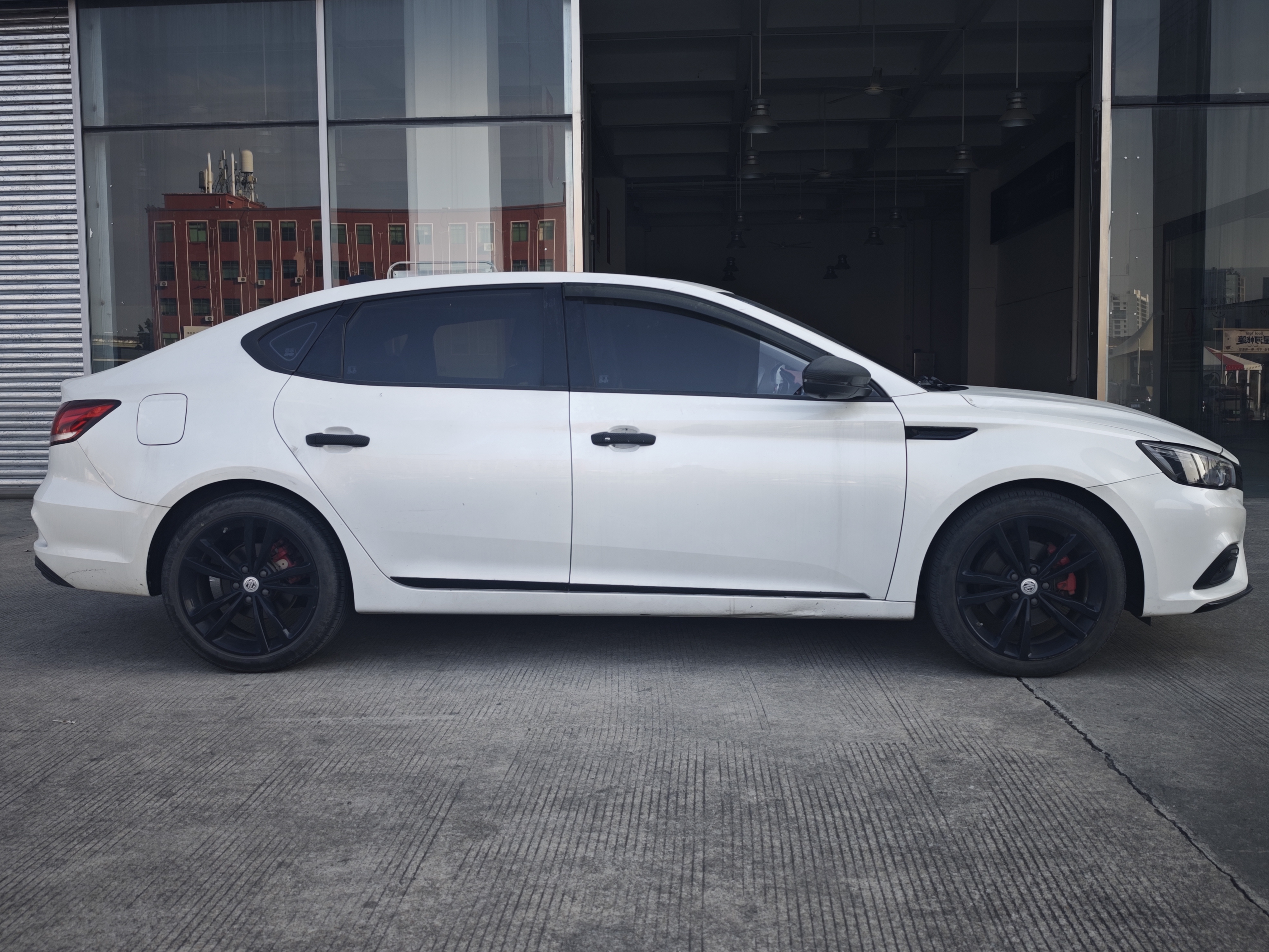 MG 6 New Energy 2020 #4 MG 6 New Energy 2020 car image #4