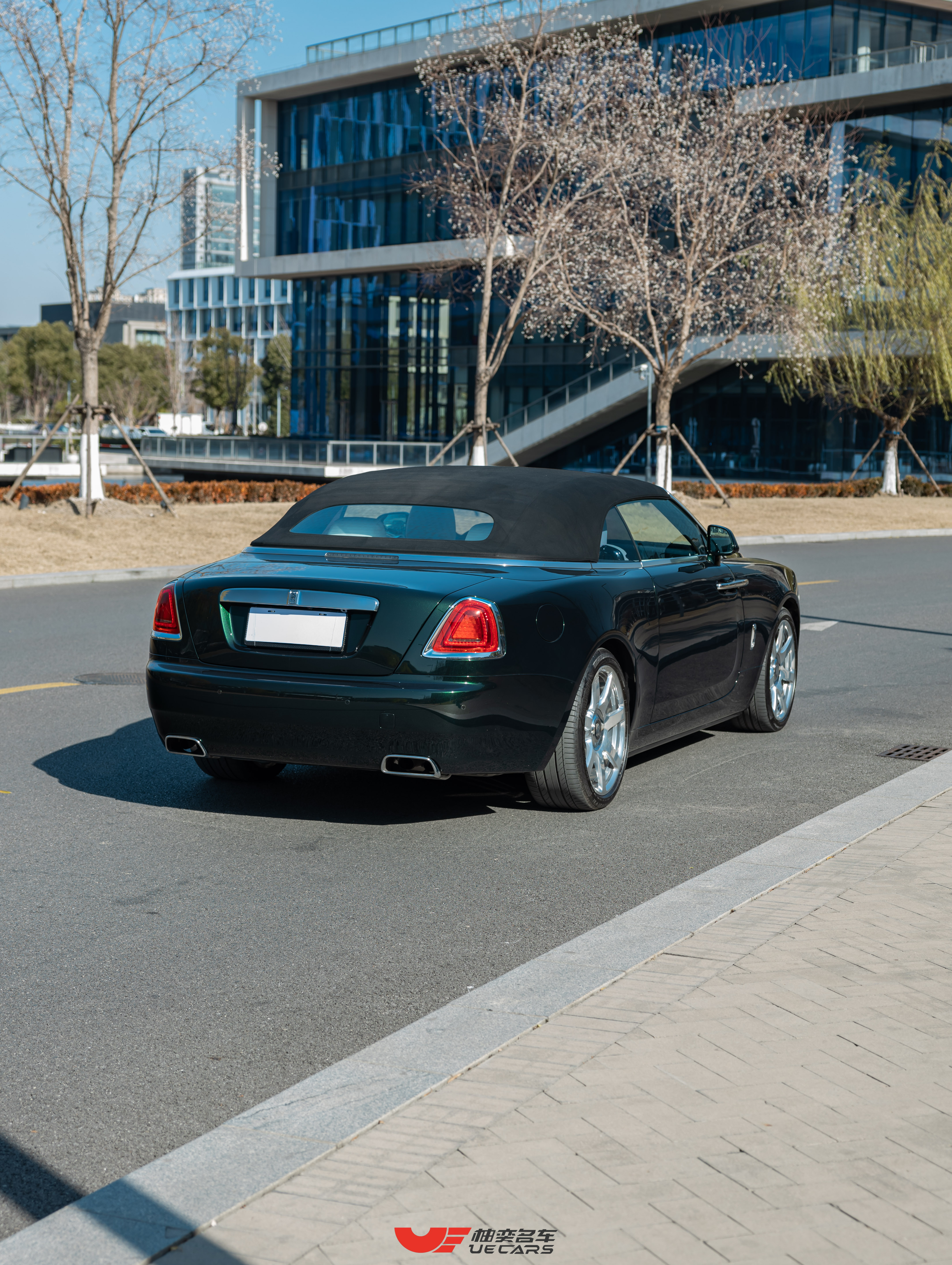 劳斯莱斯 曜影 2019 汽车图片 #4