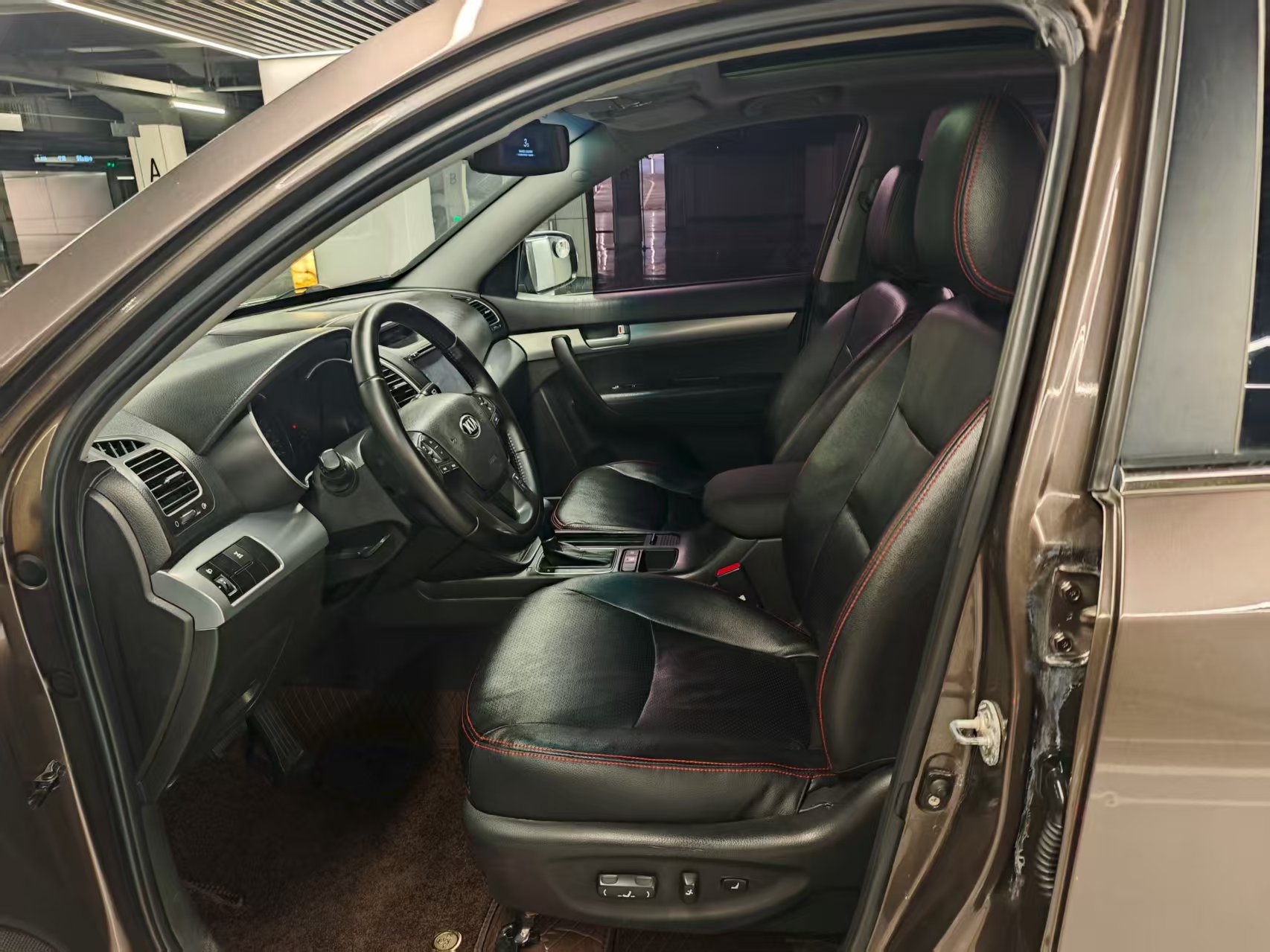 Kia Sorento 2014 изображение автомобиля #4