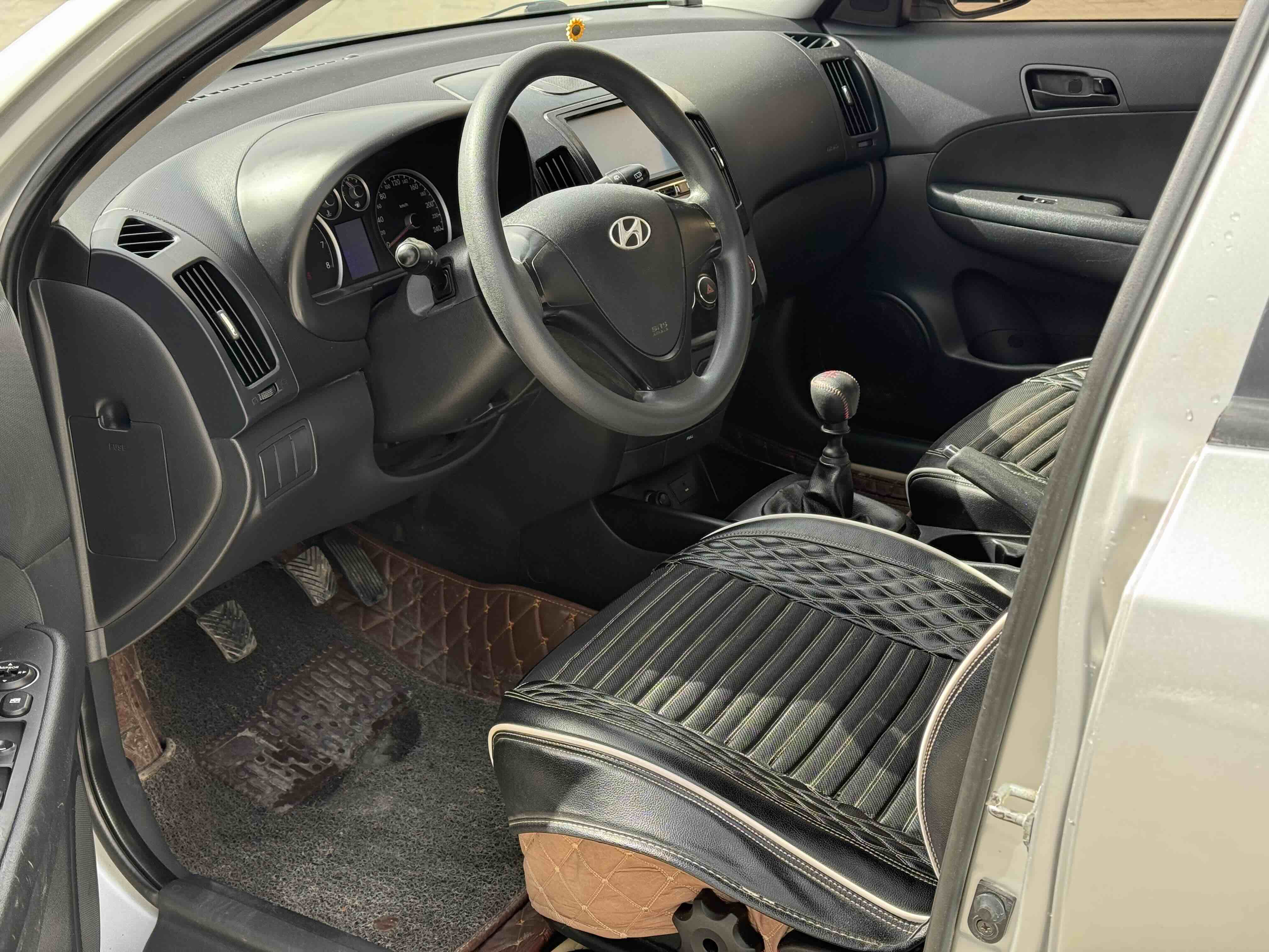 Hyundai i30 2012 car image #4