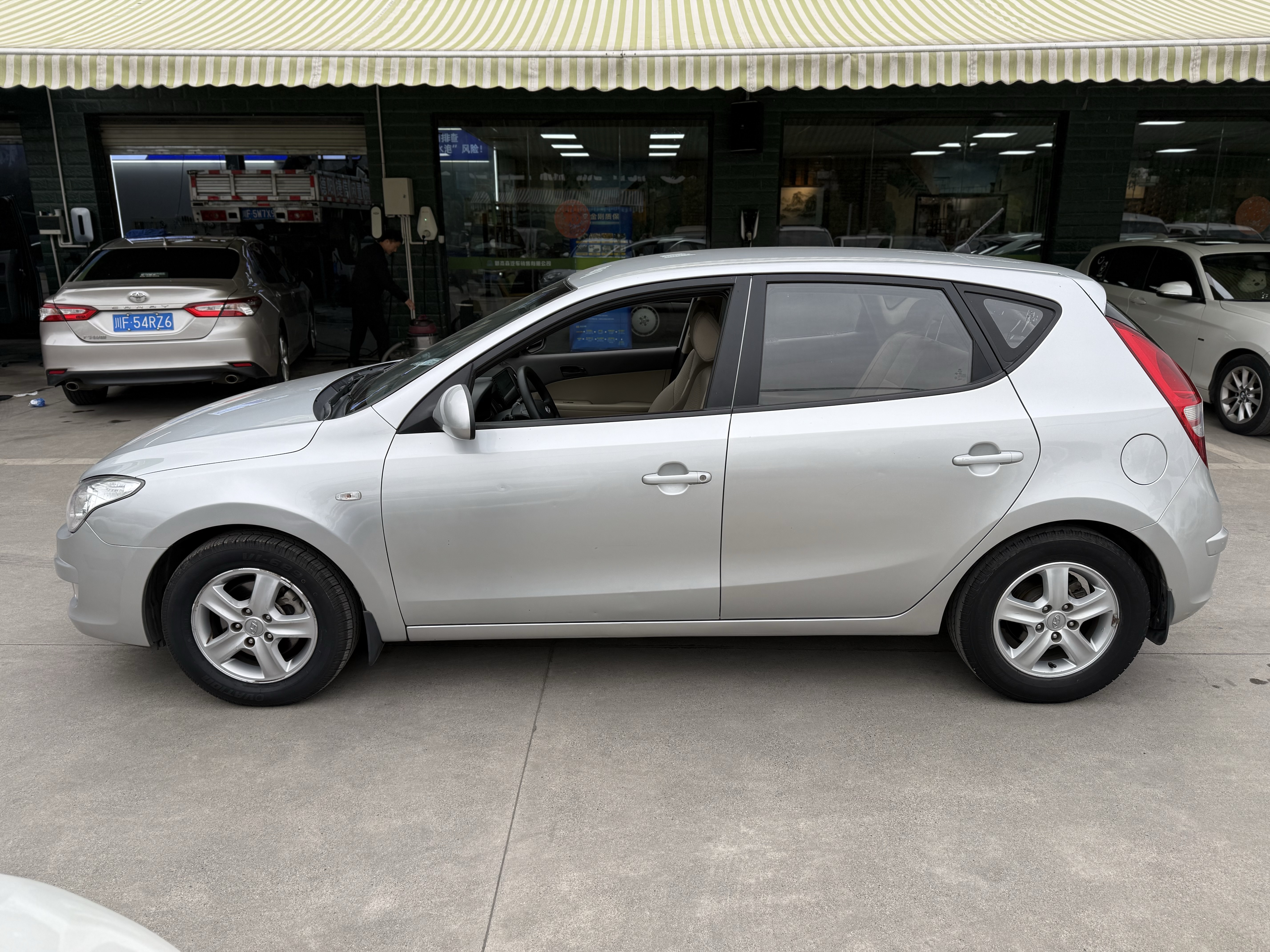 Hyundai i30 2010 car image #4