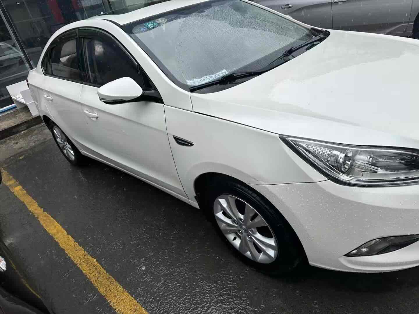 Changan Alsvin V5 2014 car image #4