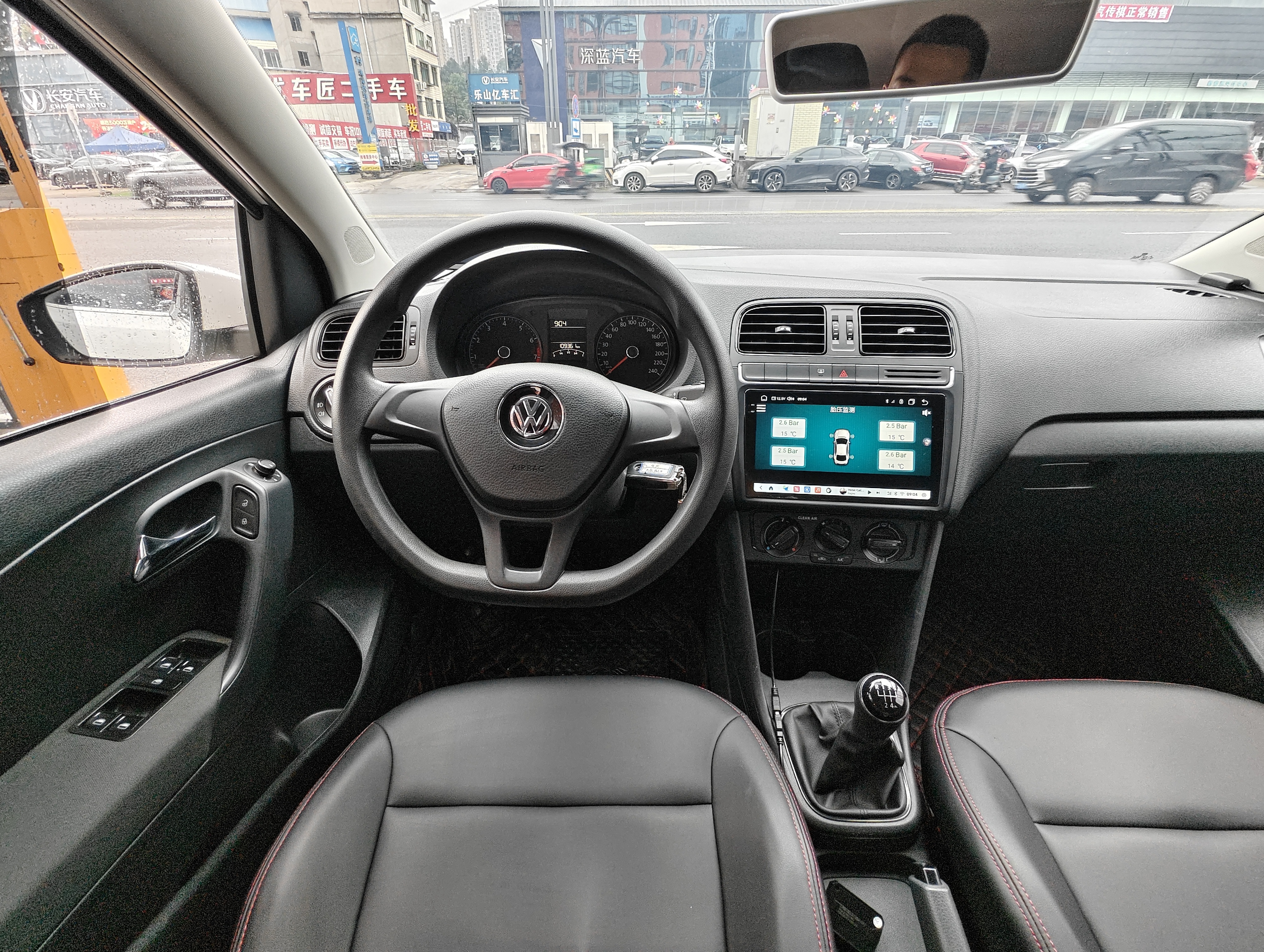Polo 2016 car image #4