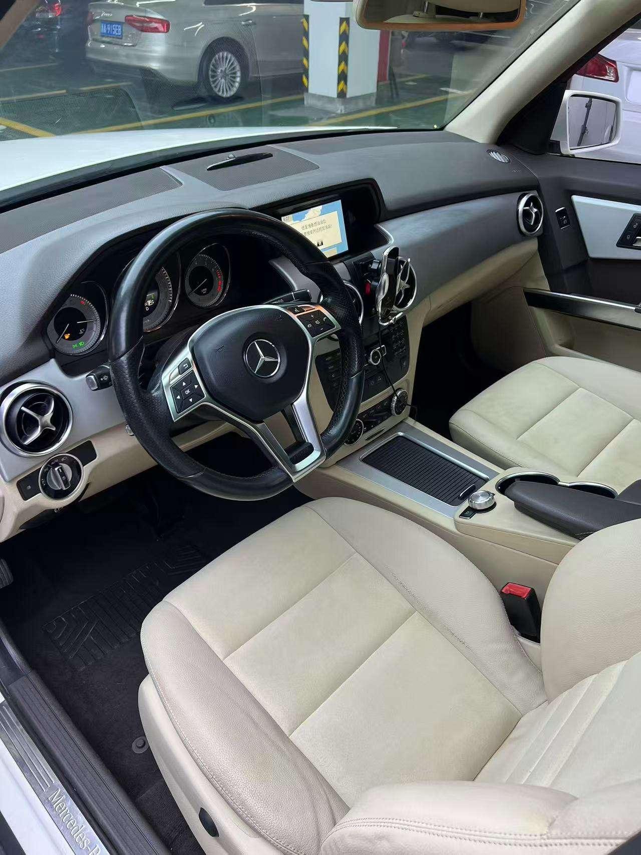 Mercedes-Benz GLK Class 2015 car image #4