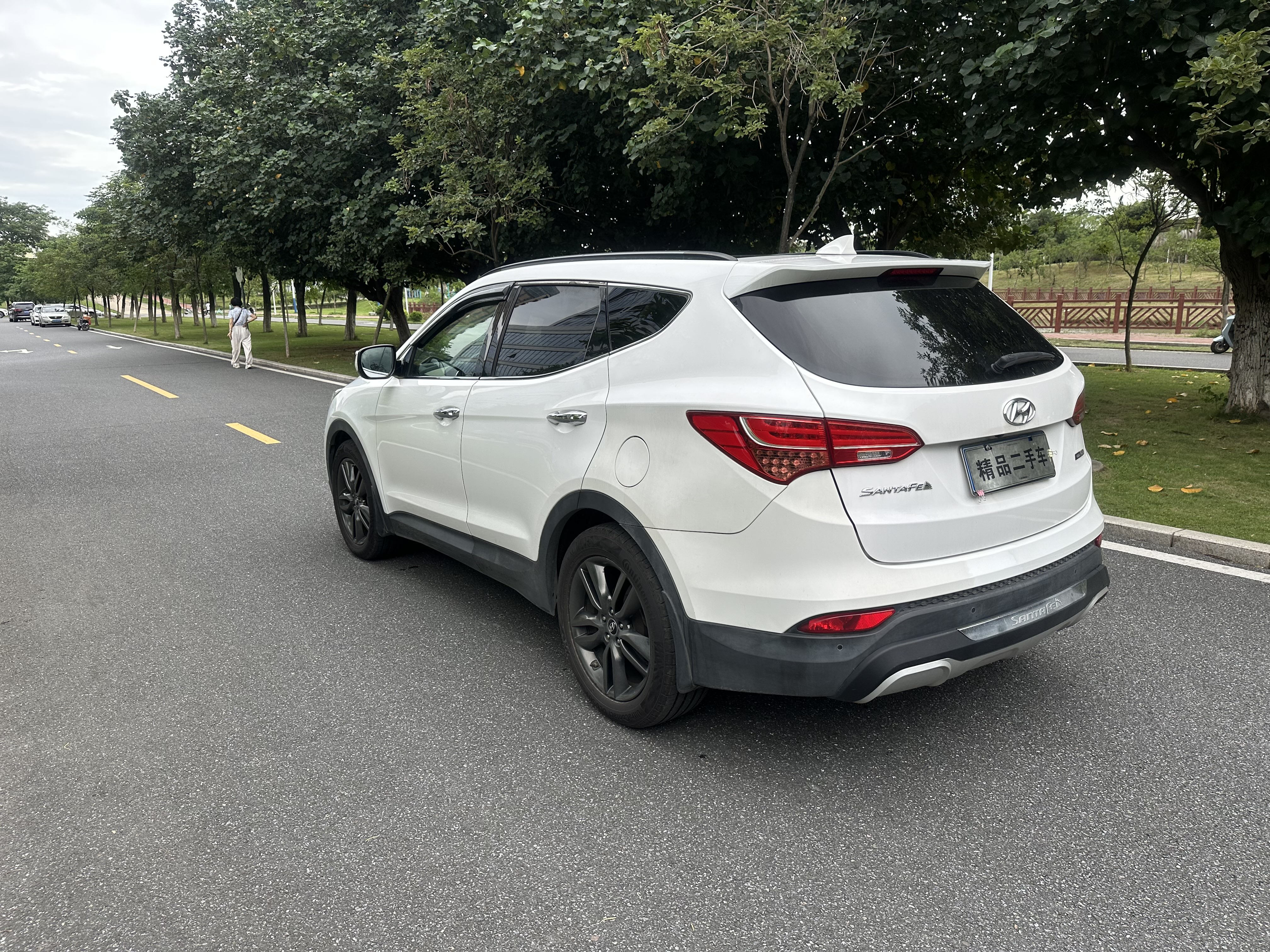 Hyundai Santa Fe (Imported) 2013 car image #4