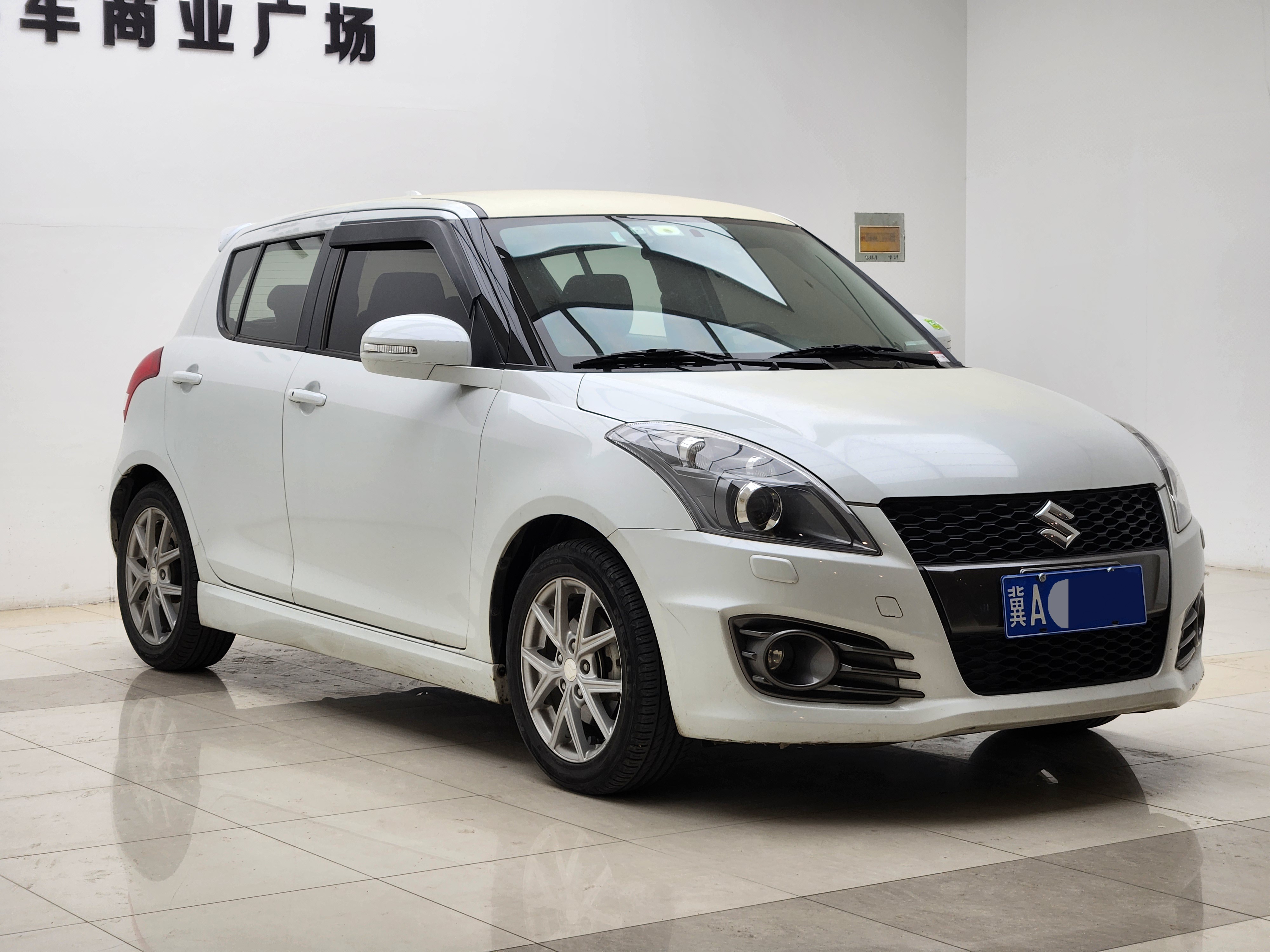 铃木 速翼特 2015 汽车图片 #4