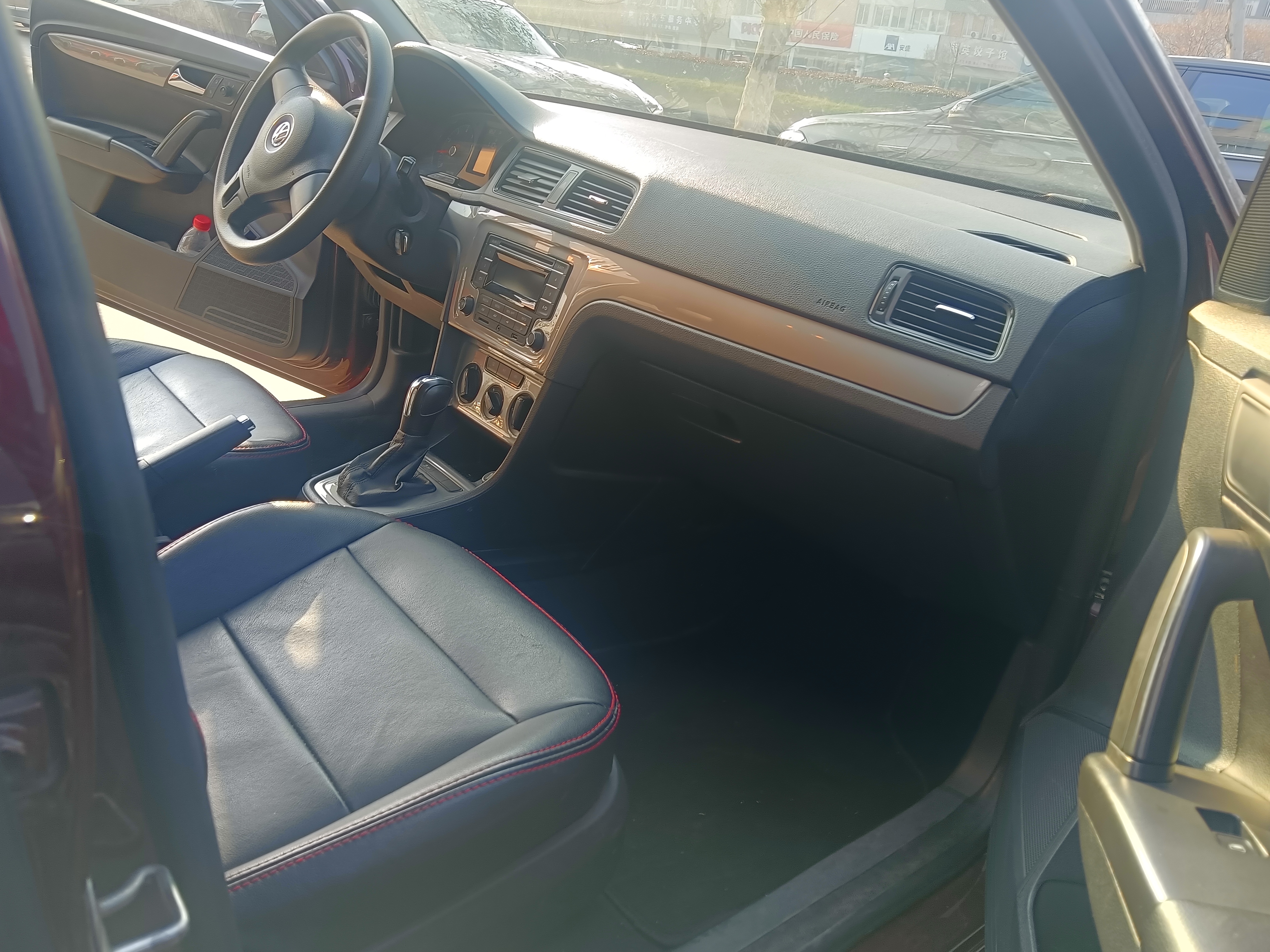 Volkswagen Lavida 2015 car image #4