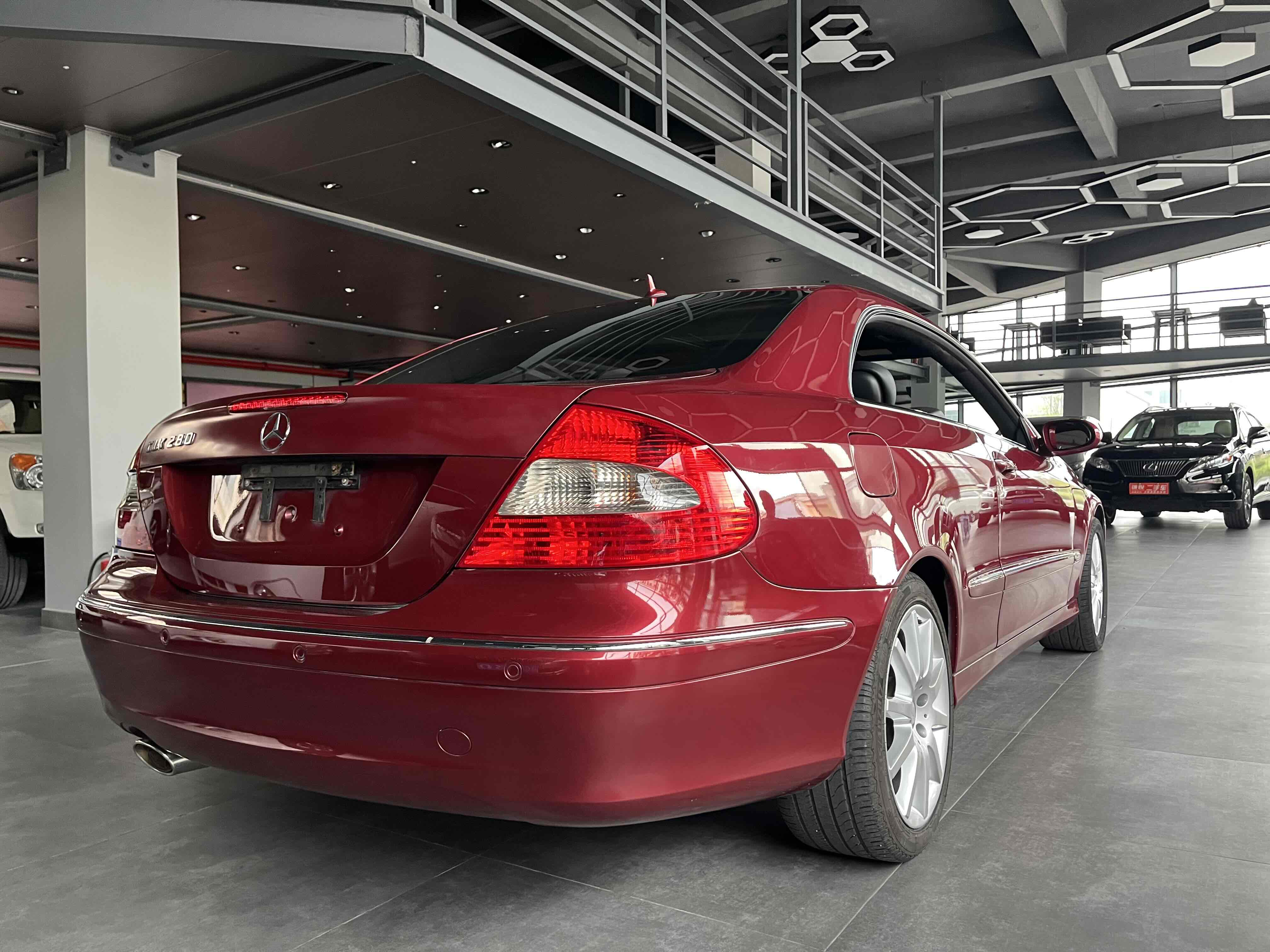 Mercedes-Benz CLK Class 2008 car image #4