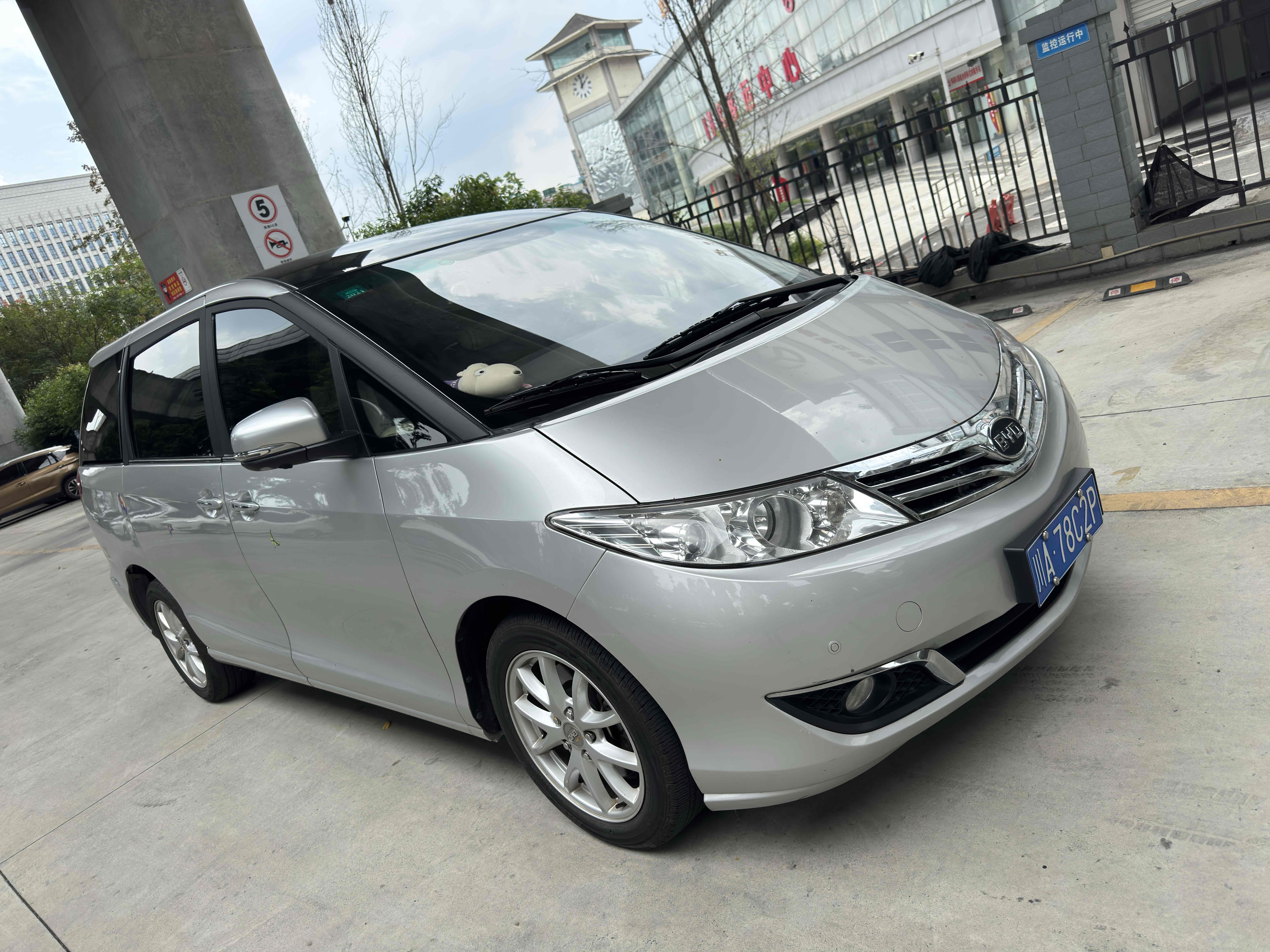 BYD M6 2017 #4 BYD M6 2017 صورة سيارة #4