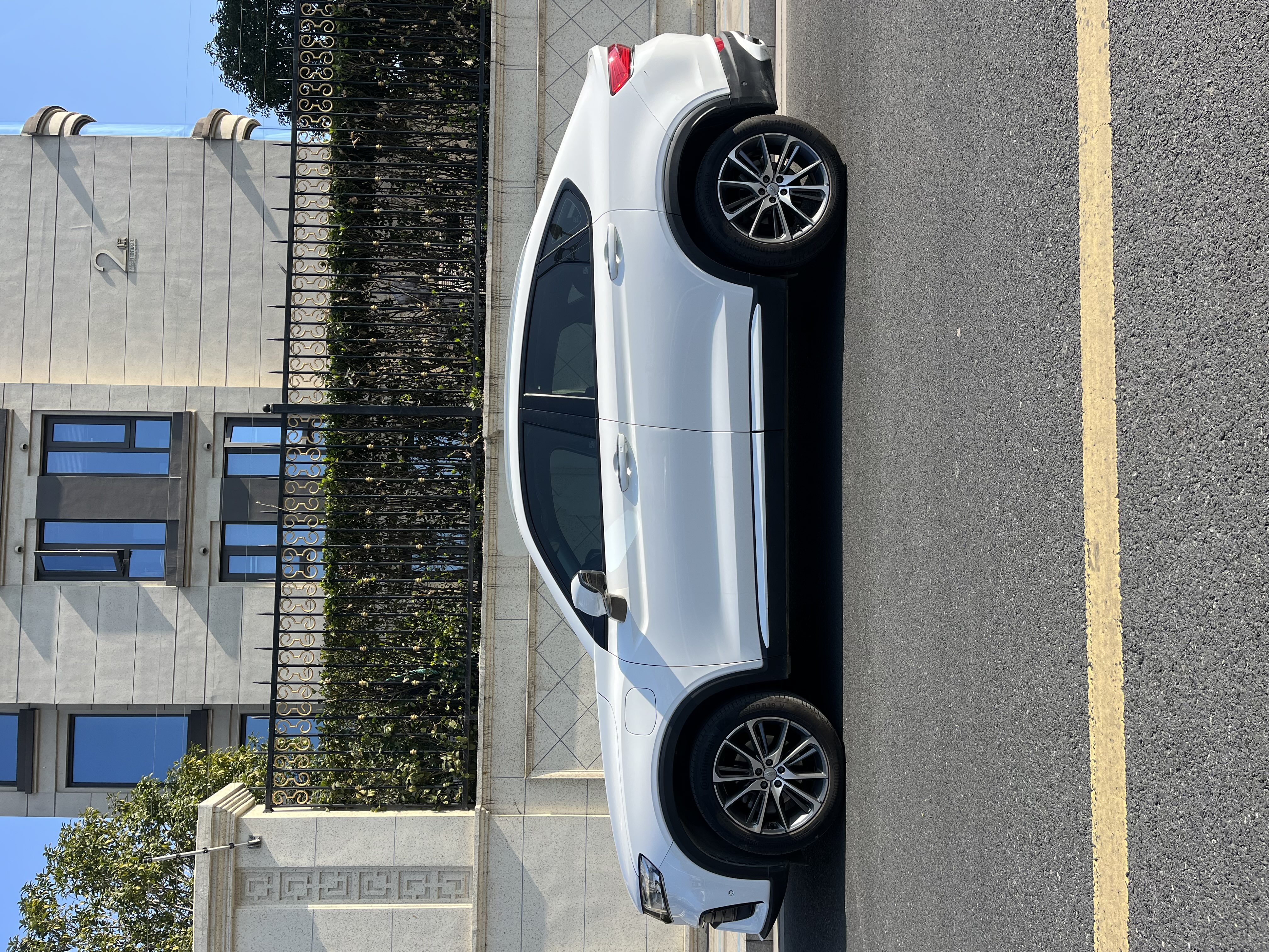 GEELY Tugella New Energy 2019 car image #4