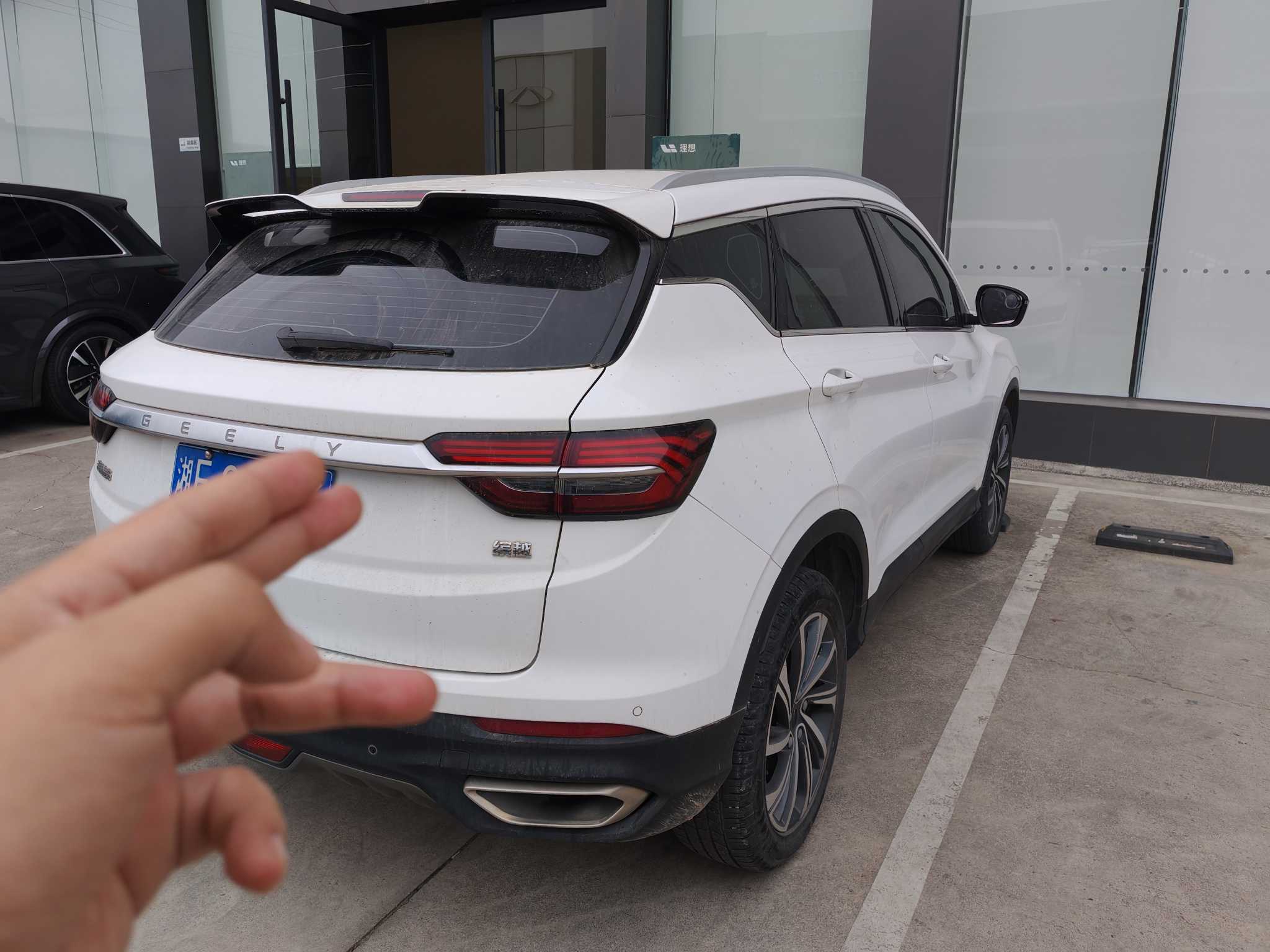 GEELY Coolray 2019 car image #4