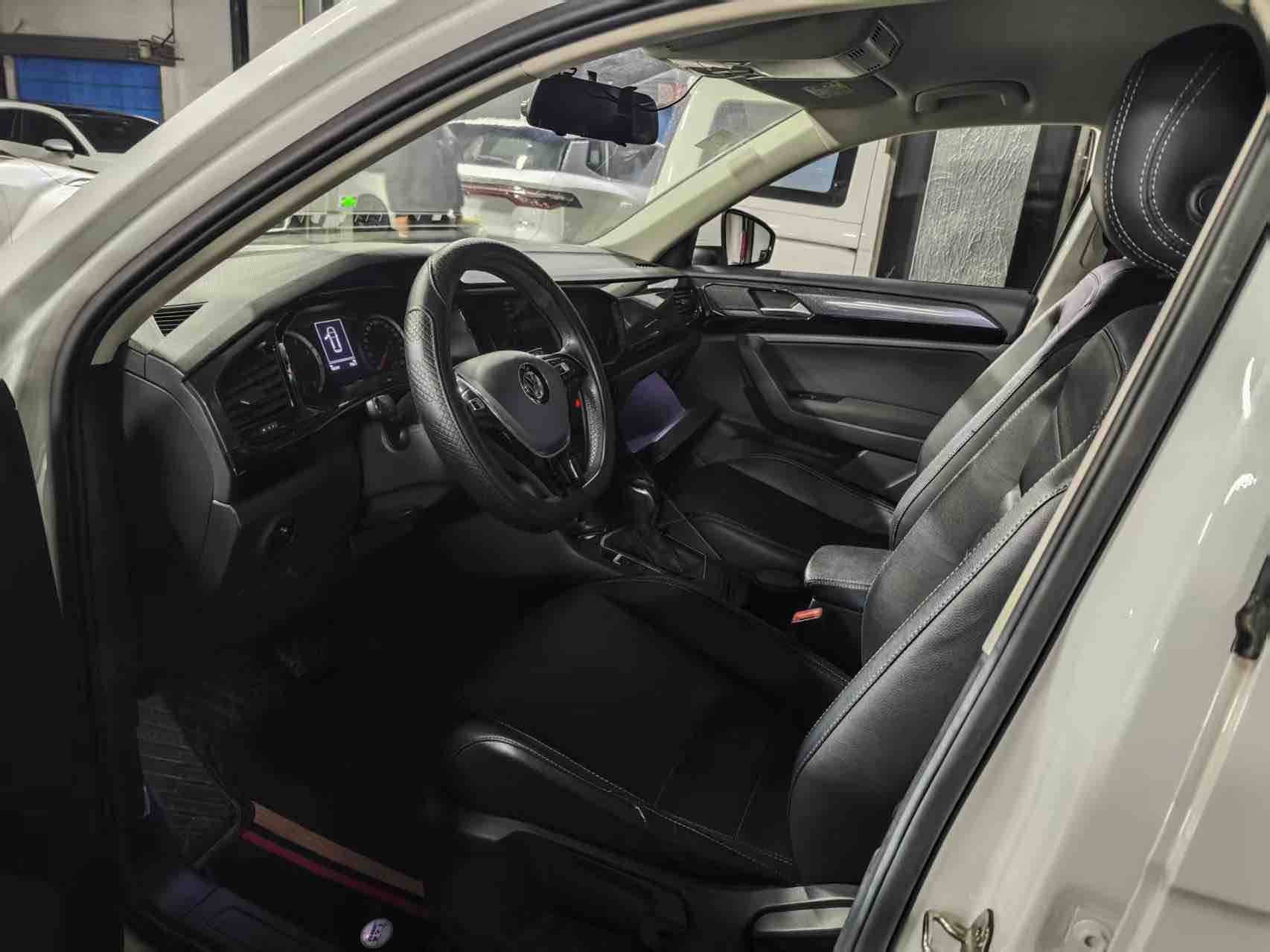 Volkswagen Tayron 2019 immagine di auto #4