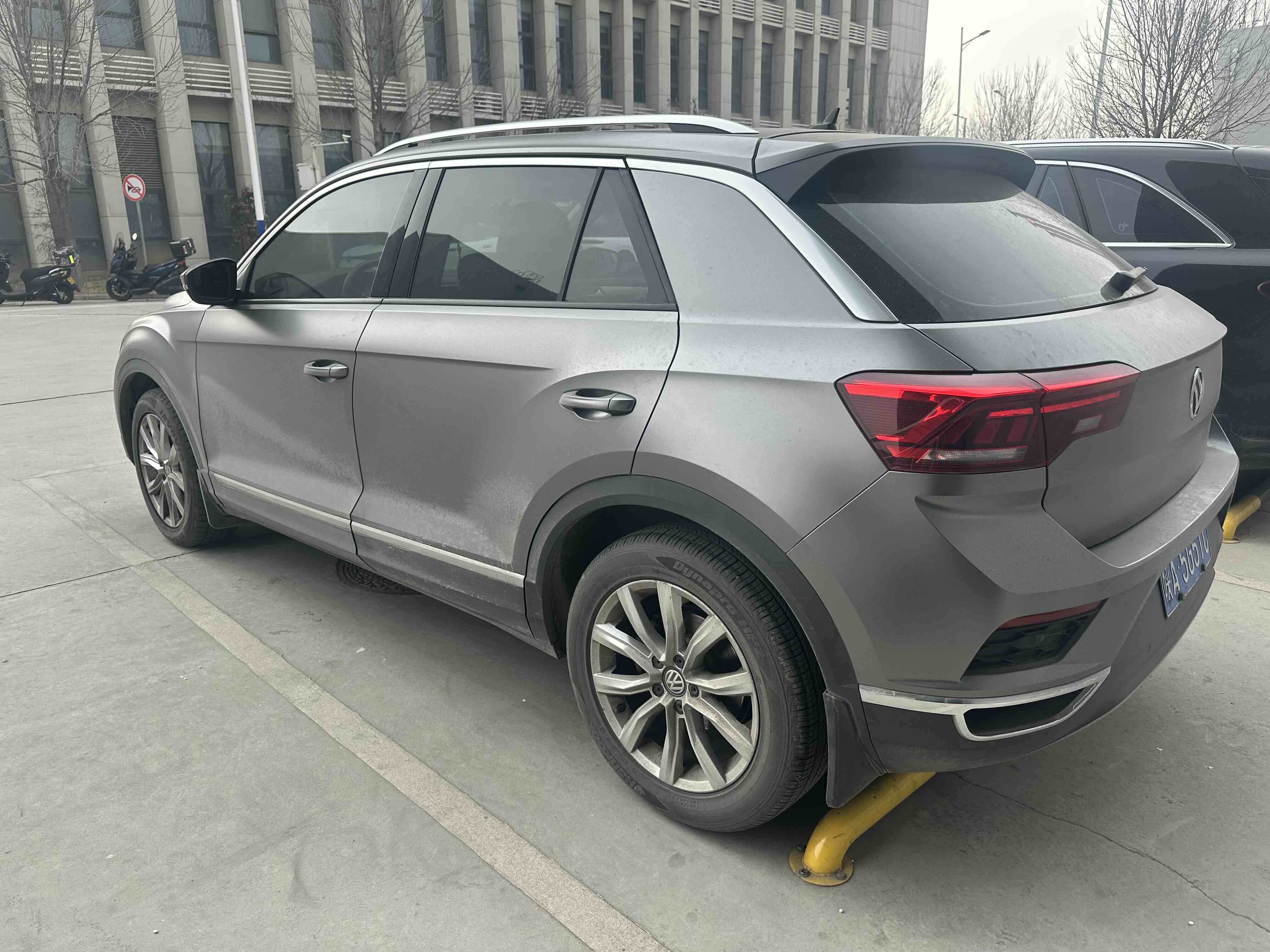 Volkswagen T-Roc 2019 car image #4