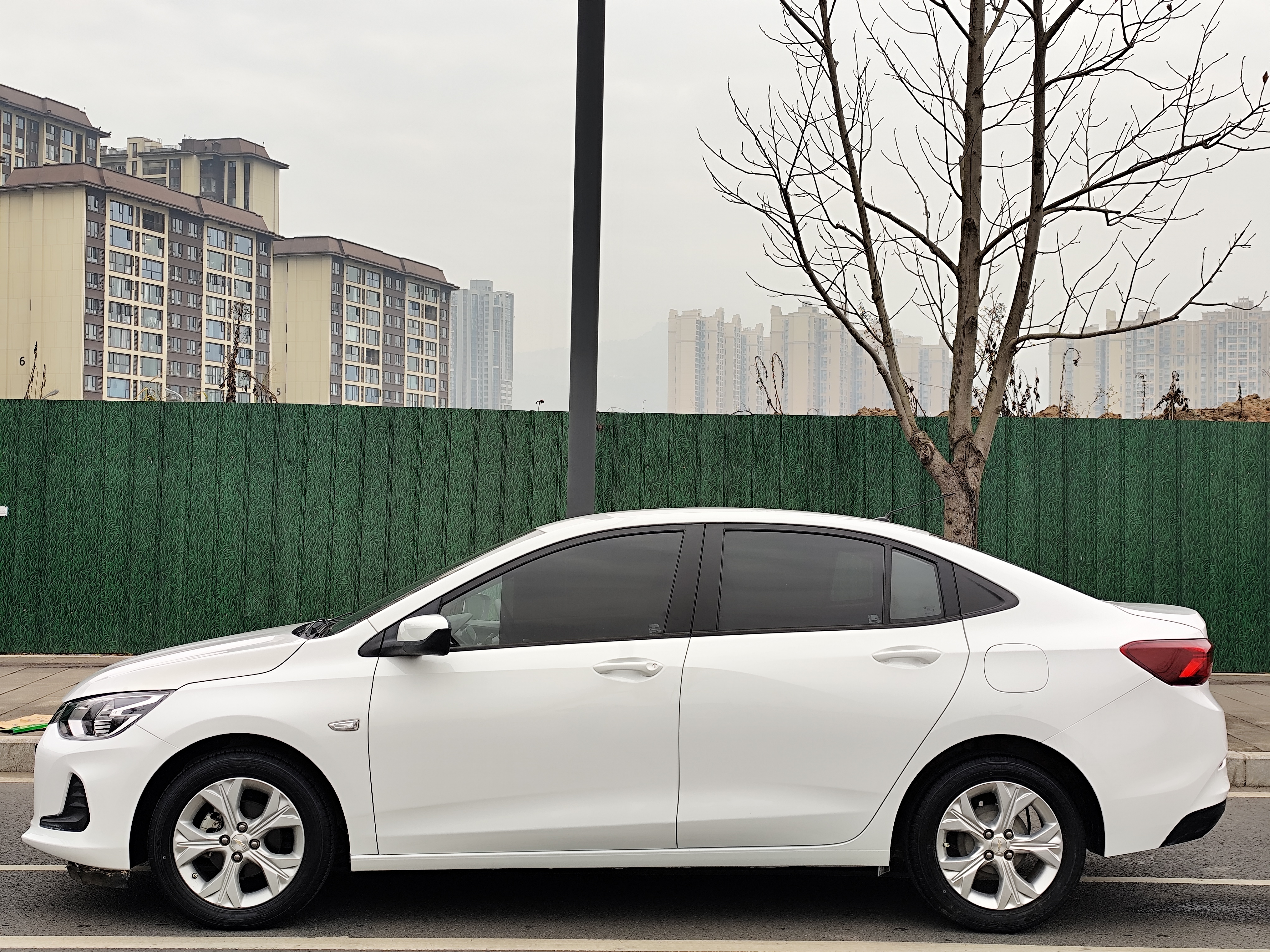 Chevrolet Cavalier 2021 car image #4