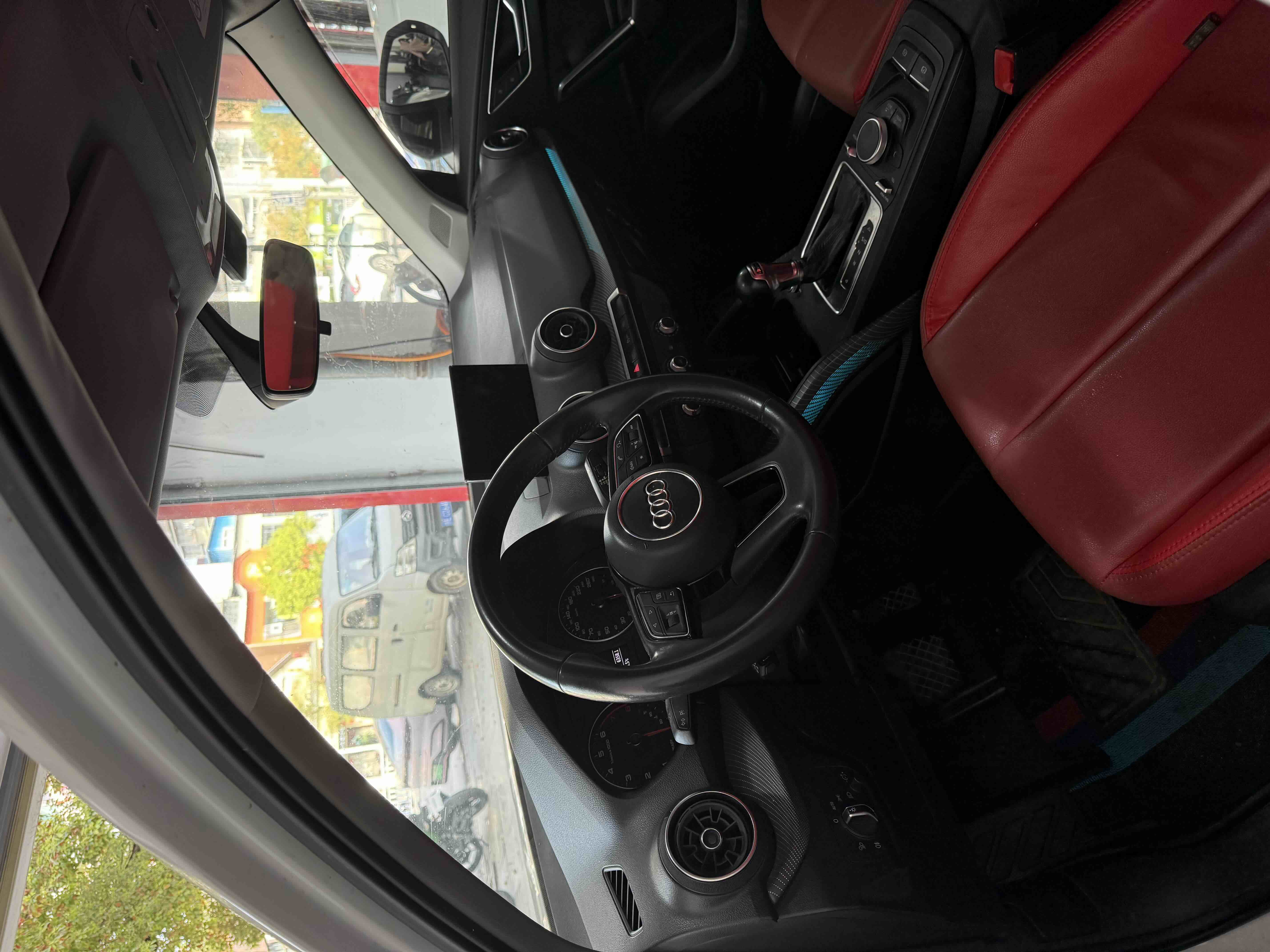 Q2L 2019 car image #4