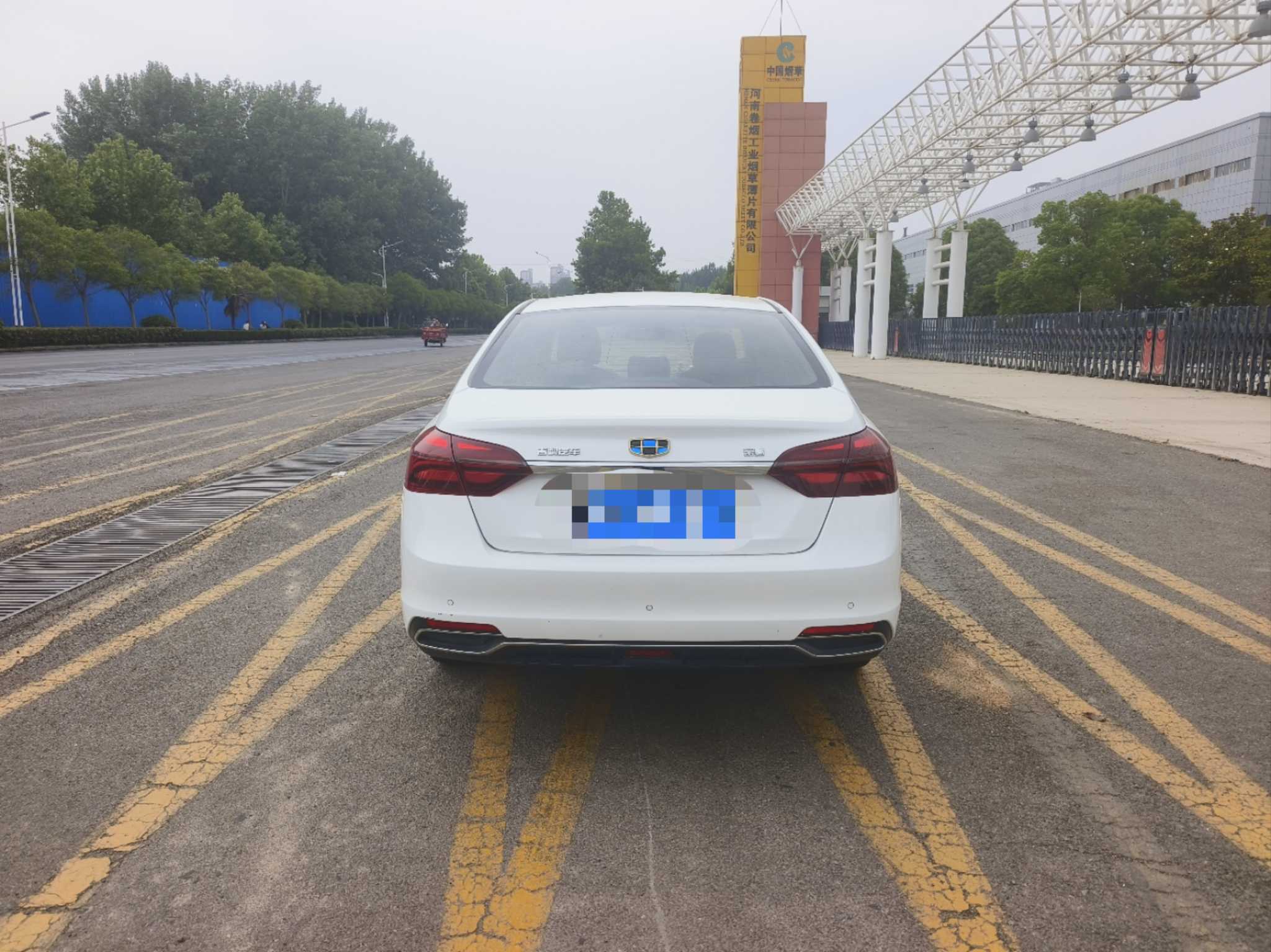 GEELY Emgrand 2019 car image #4