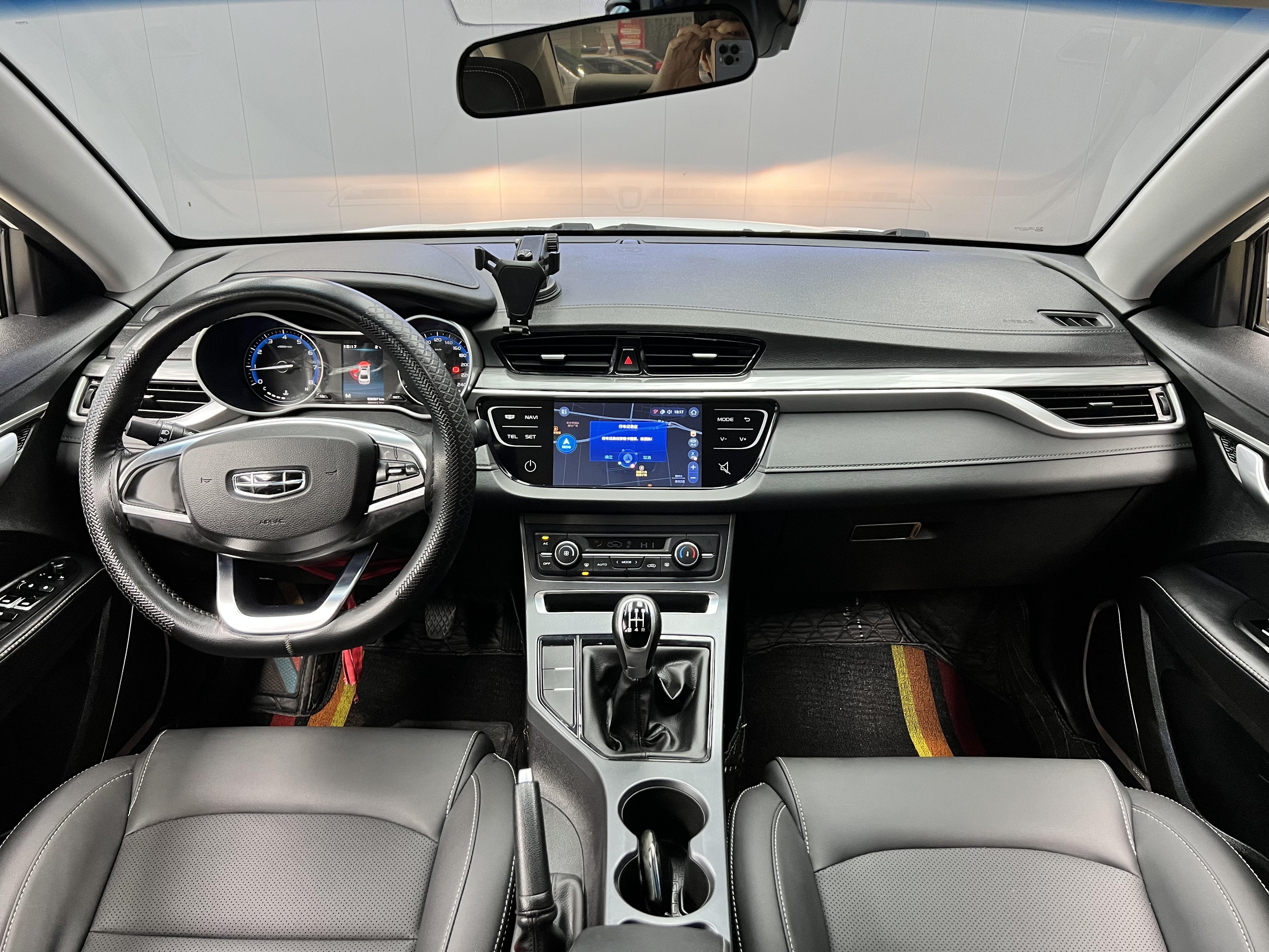 GEELY Emgrand 2020 #4 GEELY Emgrand 2020 car image #4