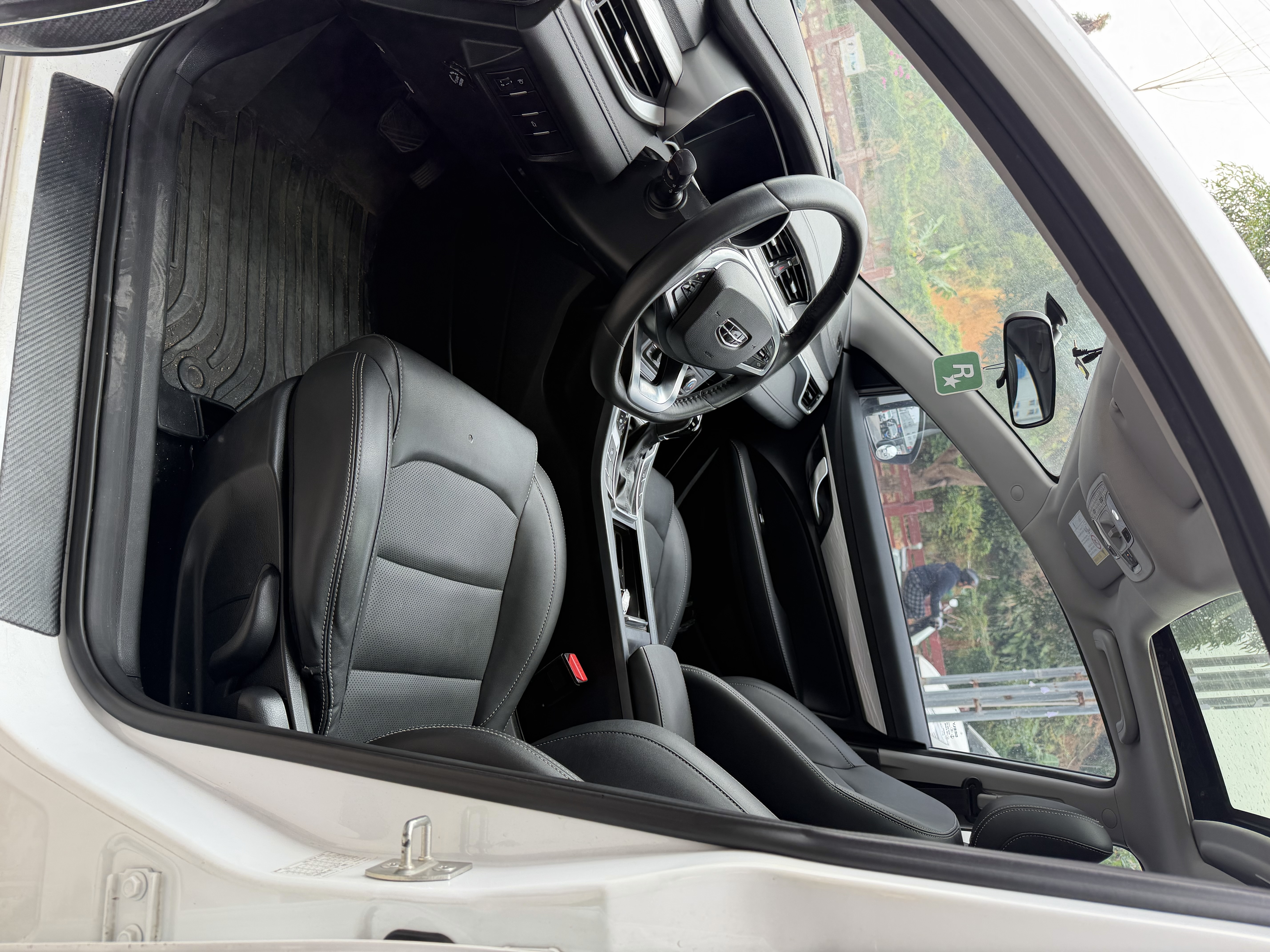 GEELY Emgrand 2020 car image #4