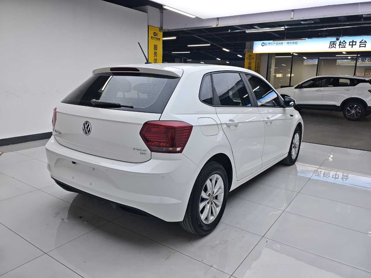 Volkswagen Polo 2019 #4 Volkswagen Polo 2019 car image #4