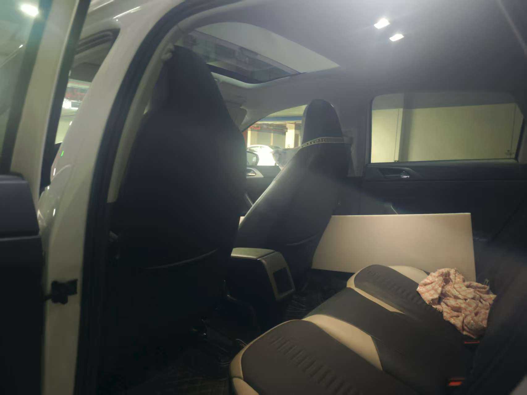 Volkswagen Polo 2020 car image #4