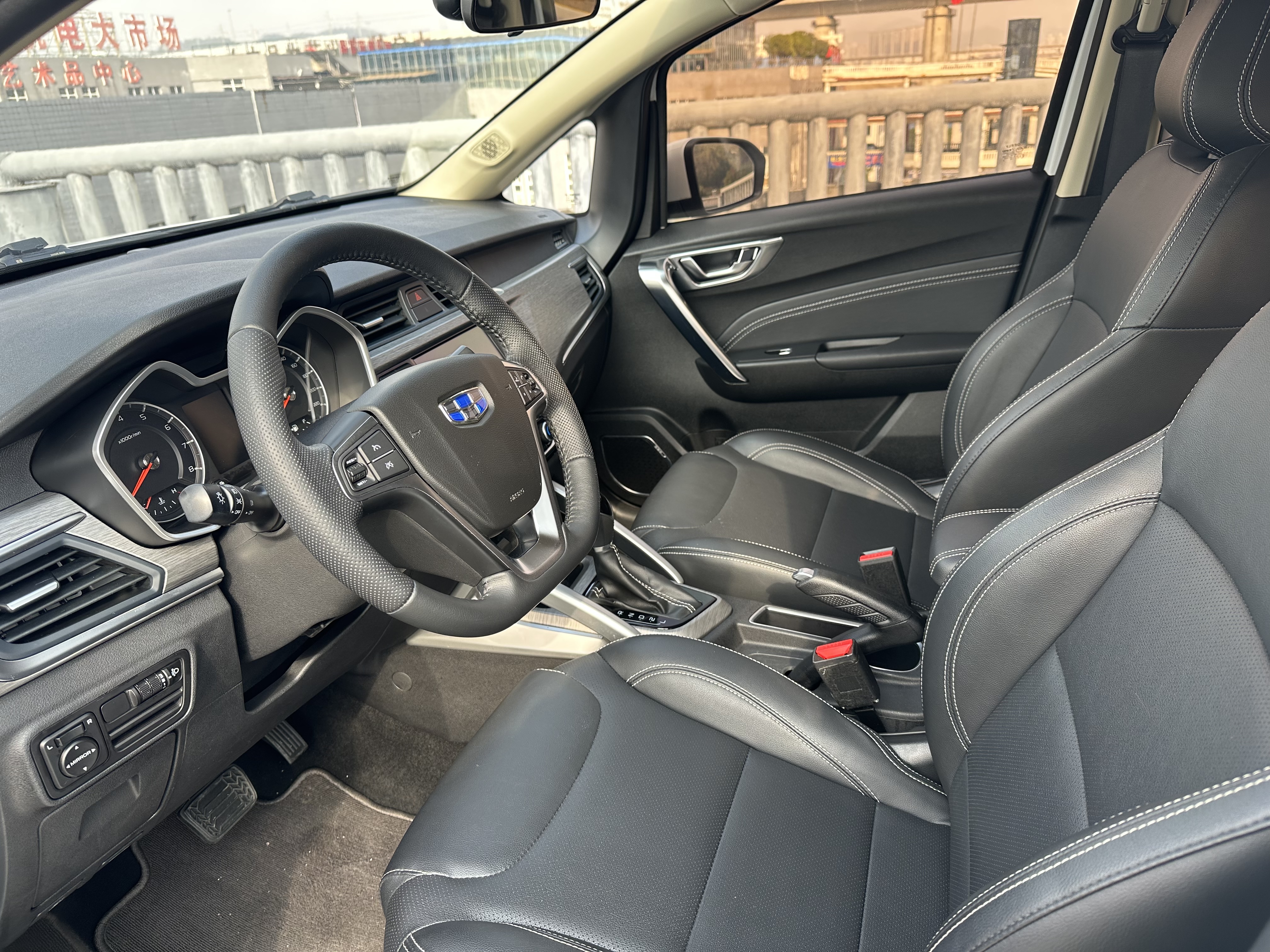 GEELY Vision X3 2019 car image #4