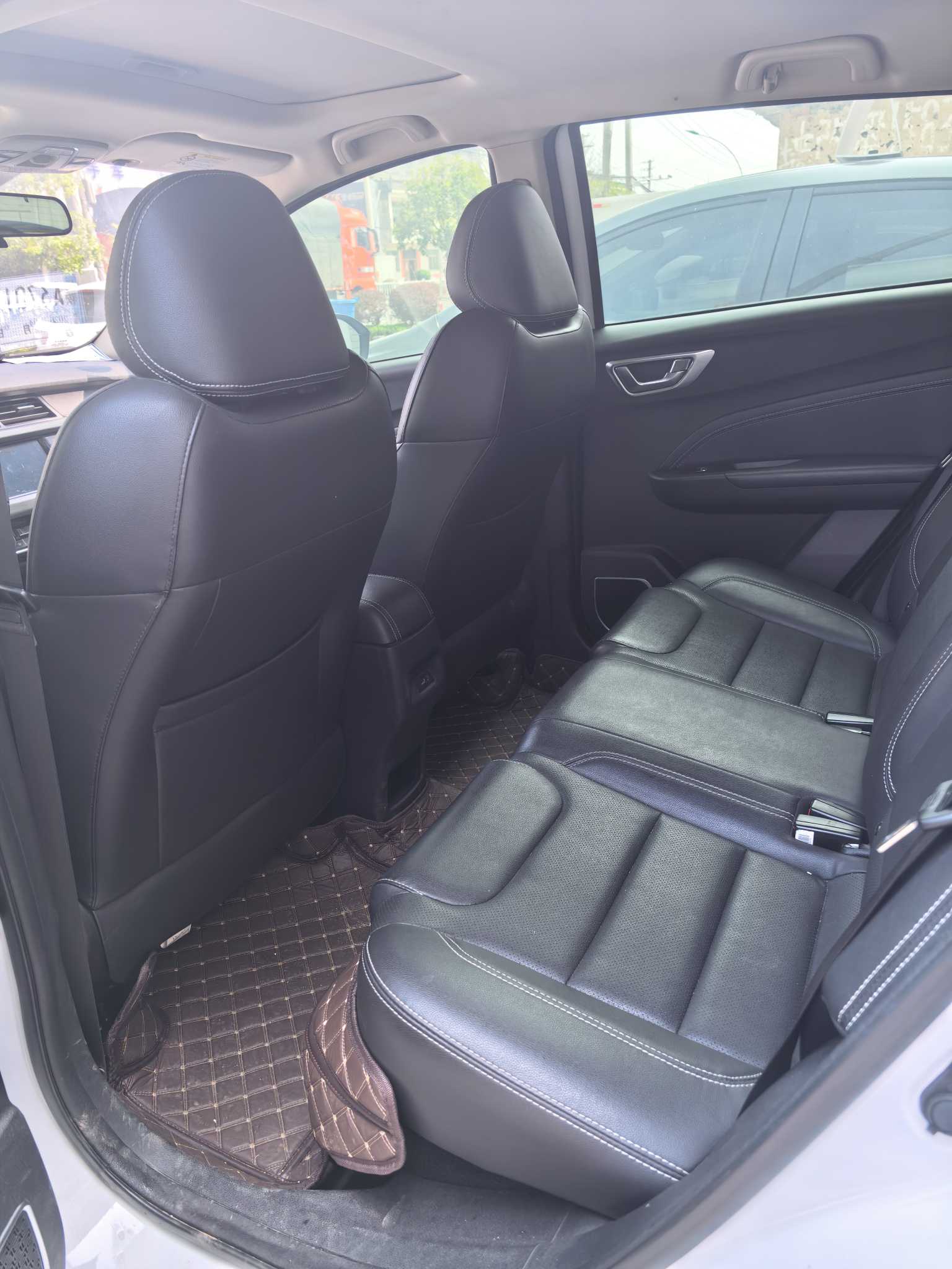 2019 #4 2019 car image #4