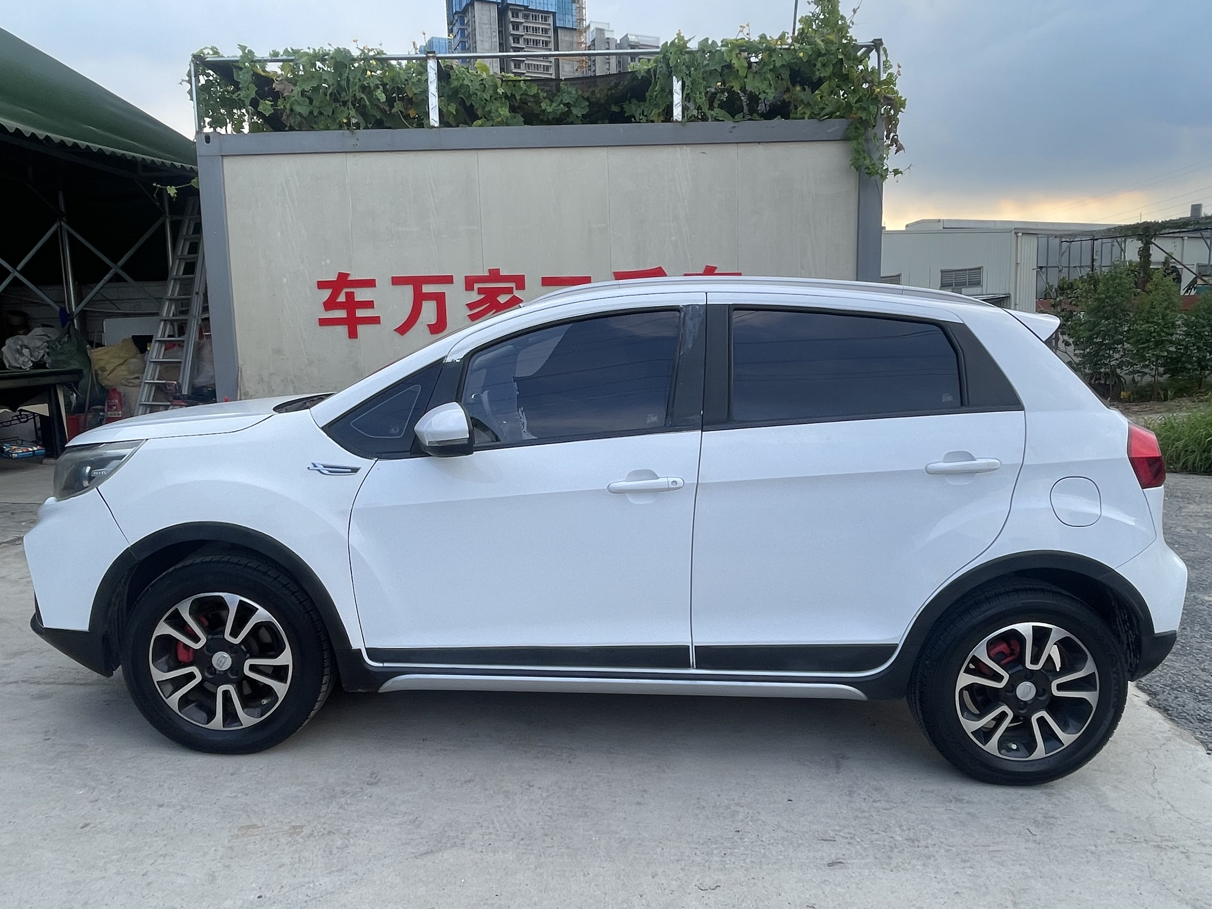 Vision X3 2018 #4 Vision X3 2018 car image #4