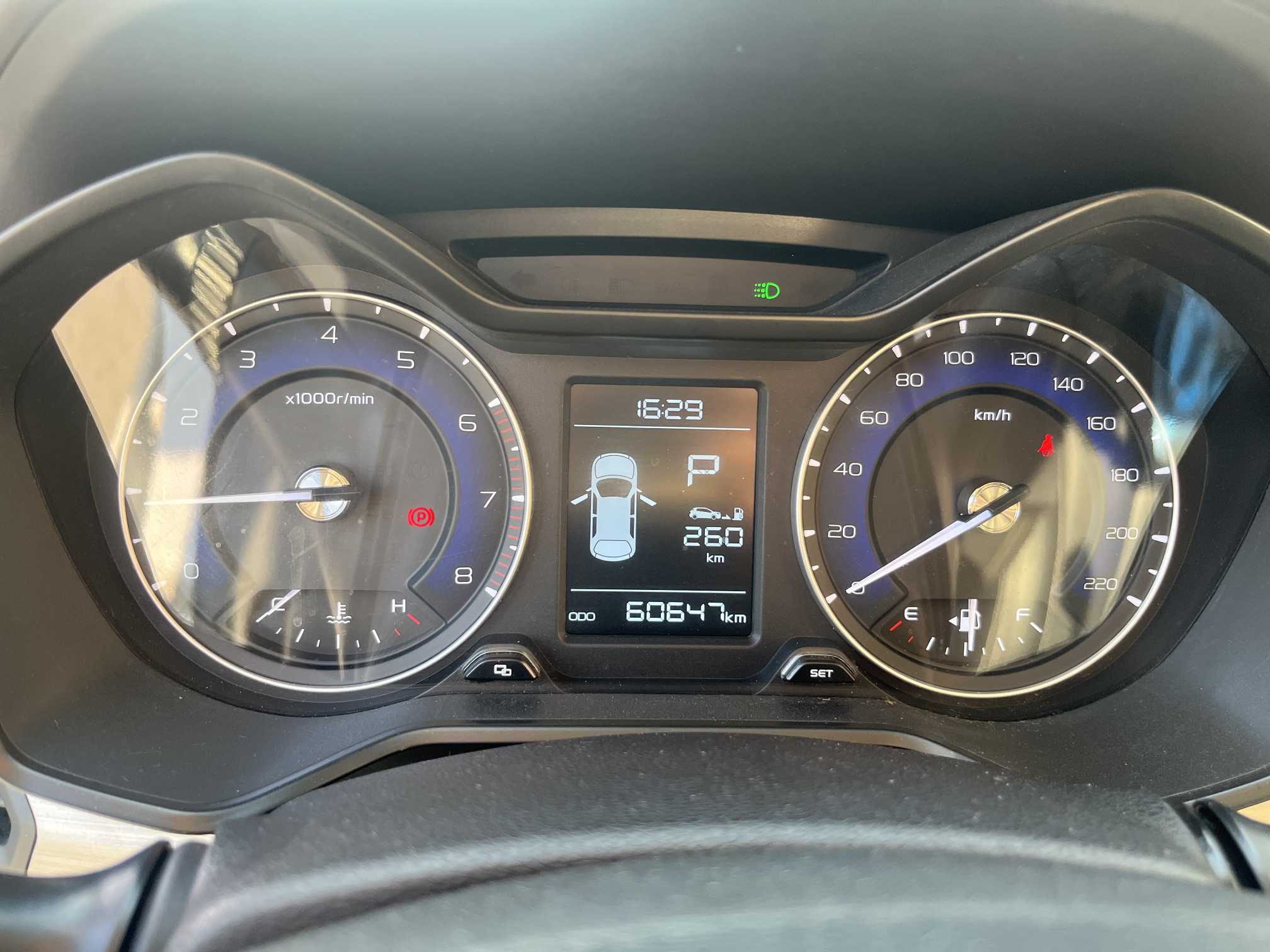 GEELY 2021 immagine di auto #4