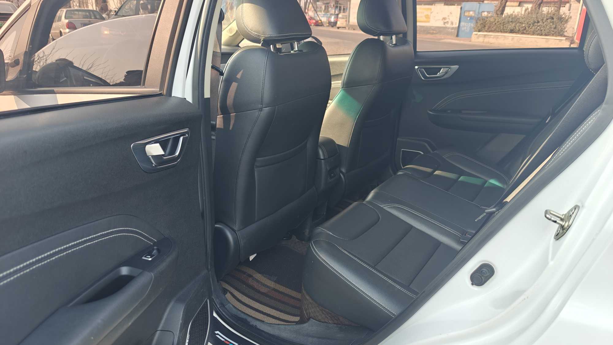 2018 #4 2018 car image #4