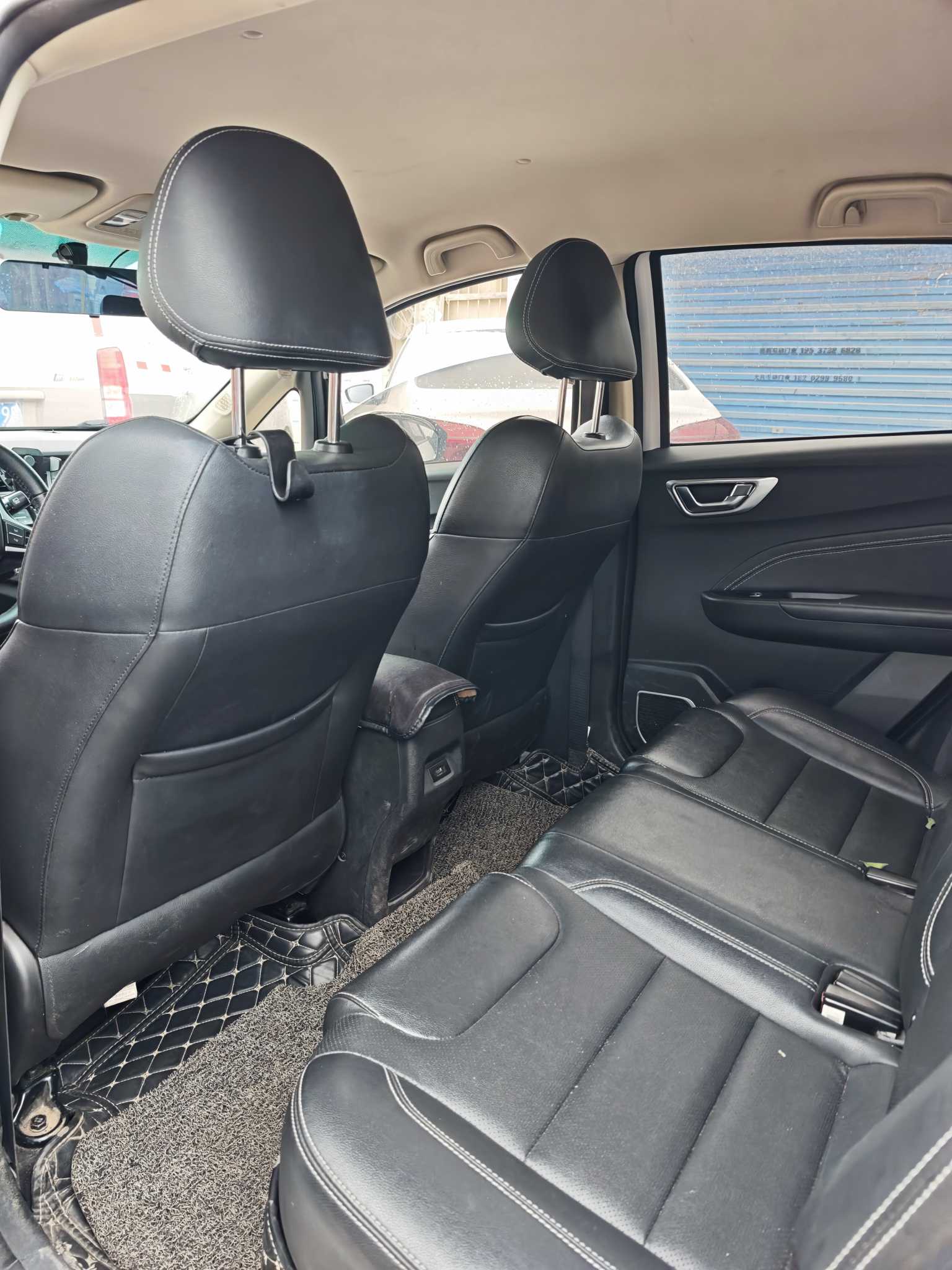 2019 imagen de coche #4