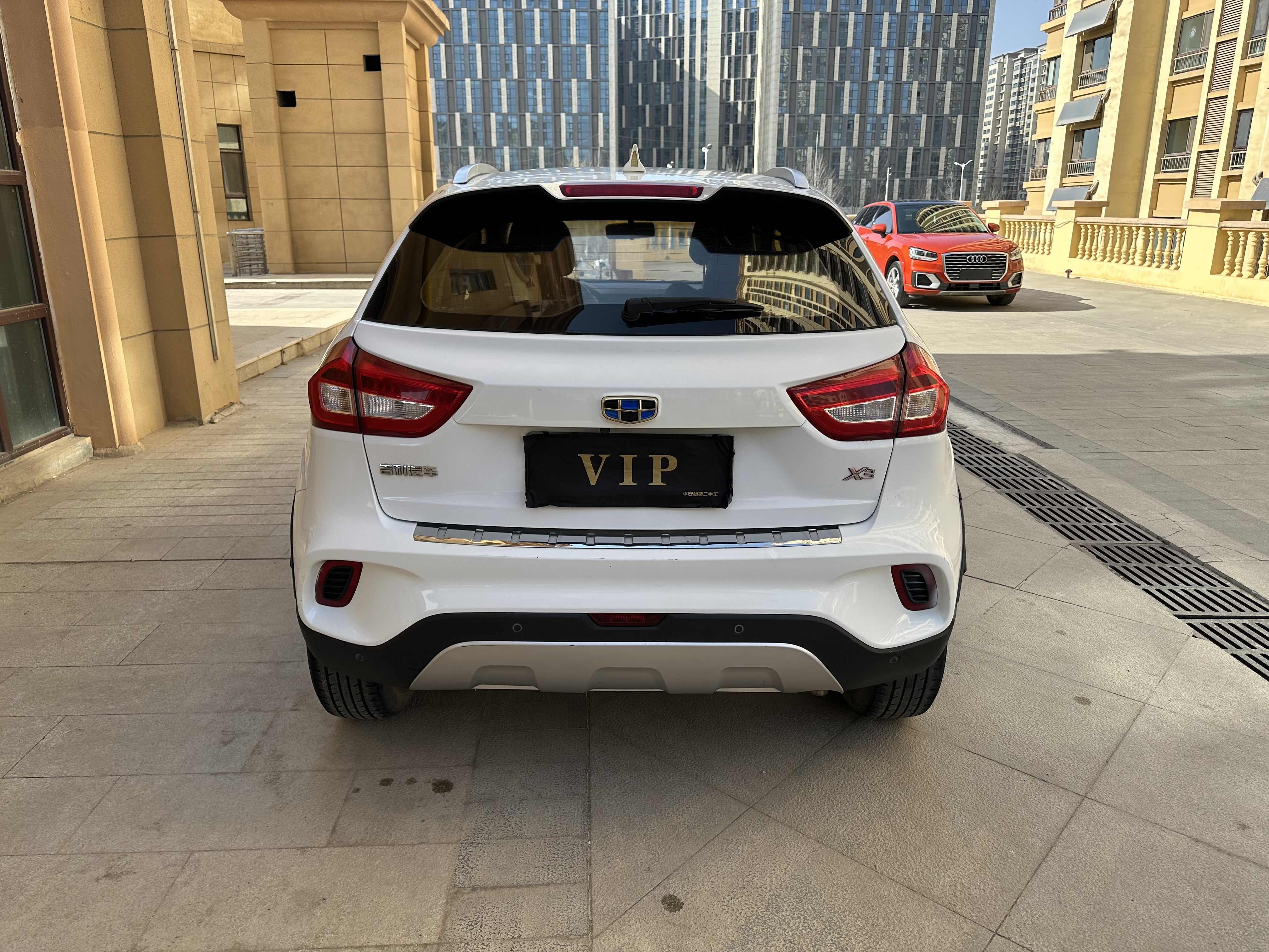 2018 car image #4
