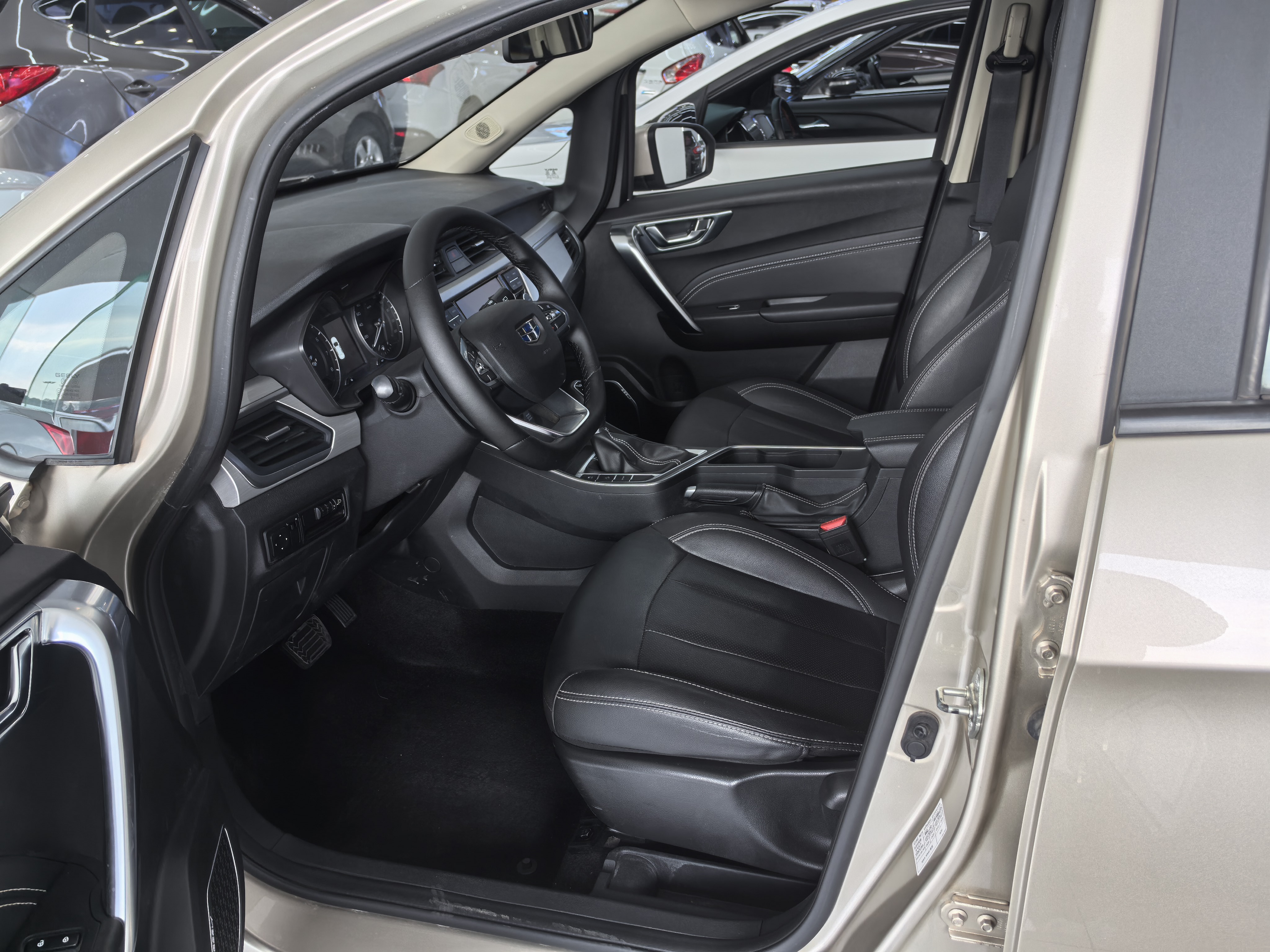 Vision X3 2020 car image #4