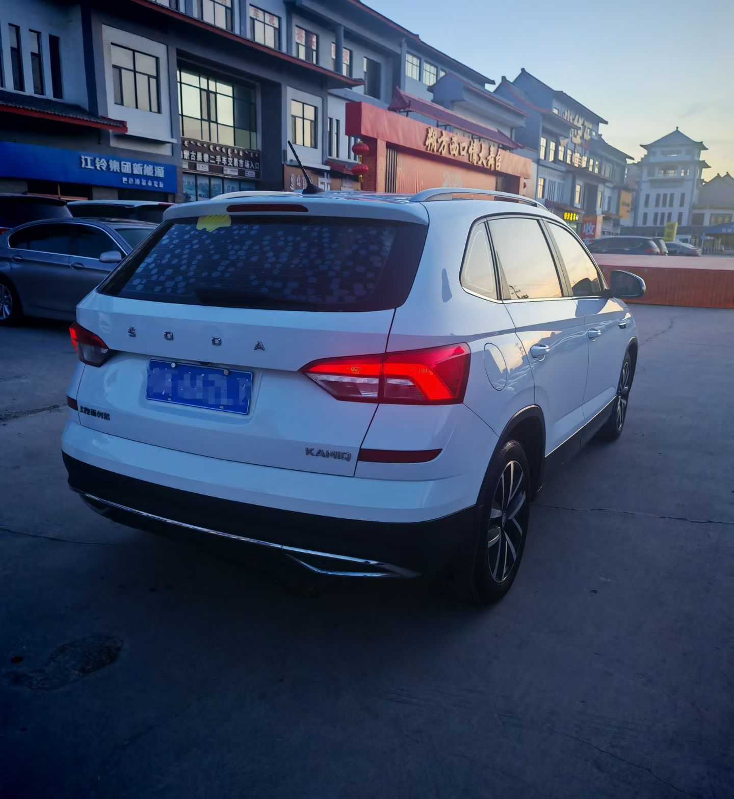Skoda Kamiq 2019 car image #4