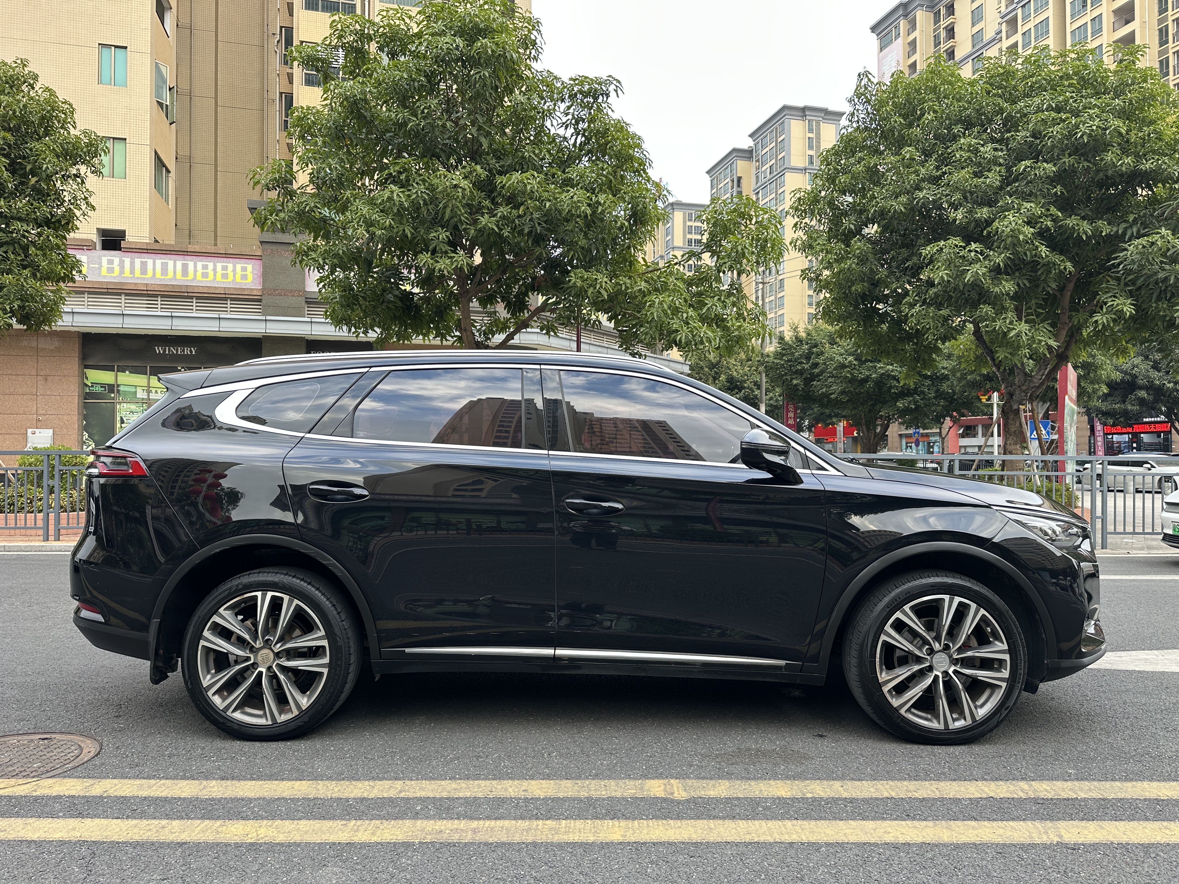 BYD Tang 2019 car image #4