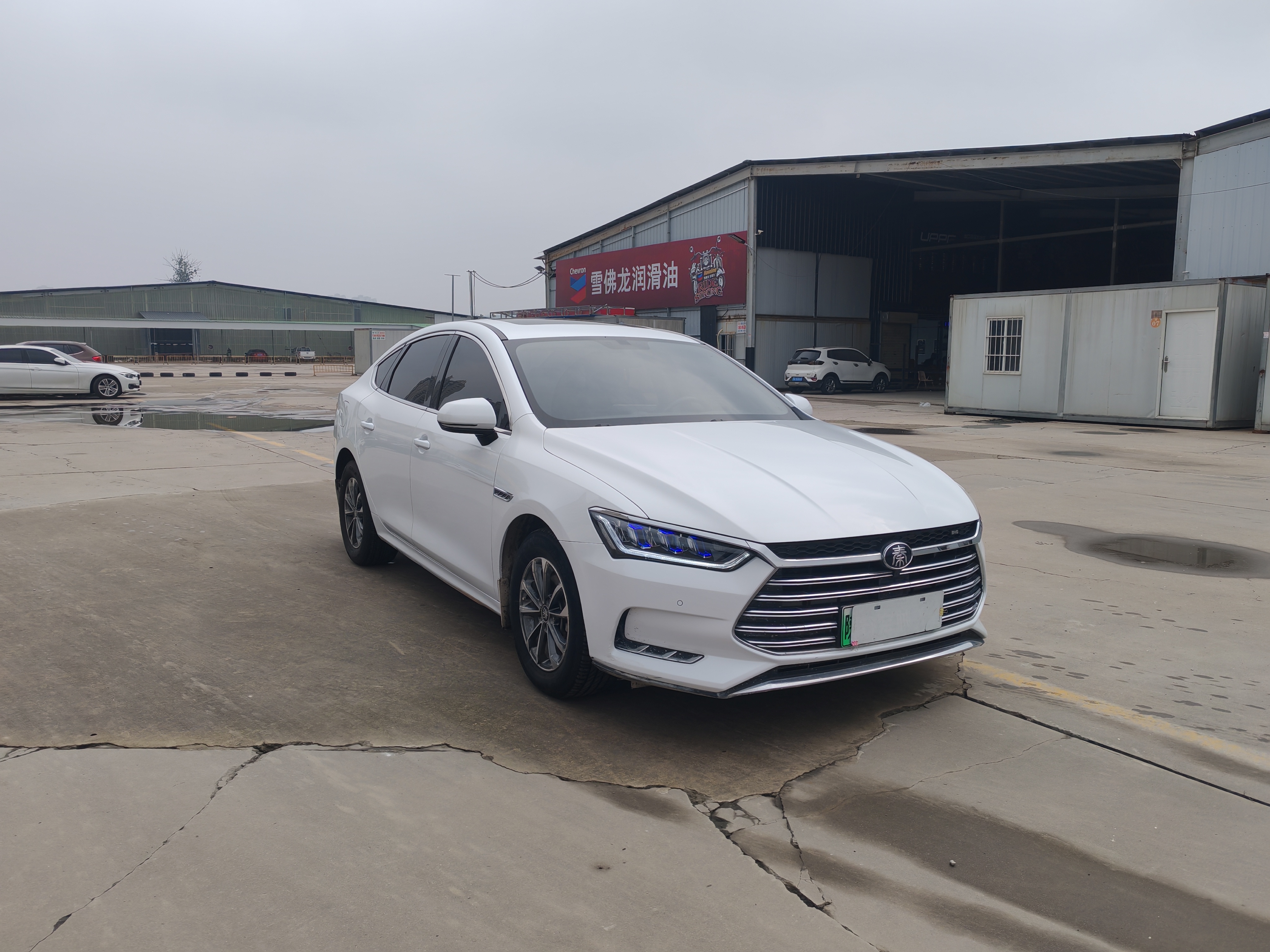 BYD Qin Pro New Energy 2019 #4 BYD Qin Pro New Energy 2019 car image #4