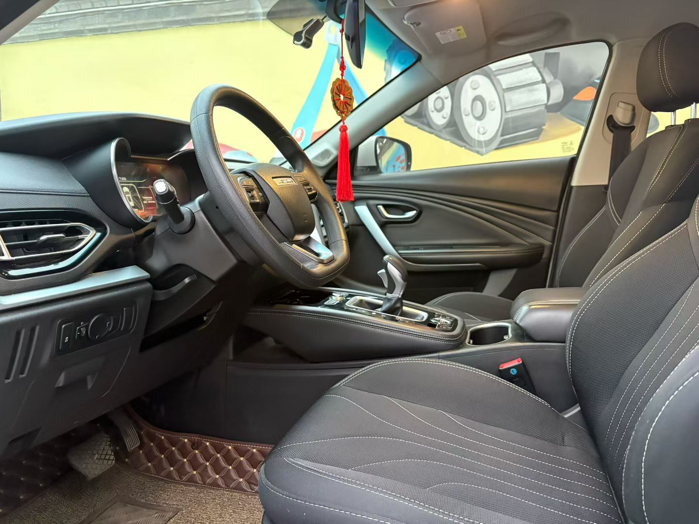 X70 2019 #4 X70 2019 car image #4