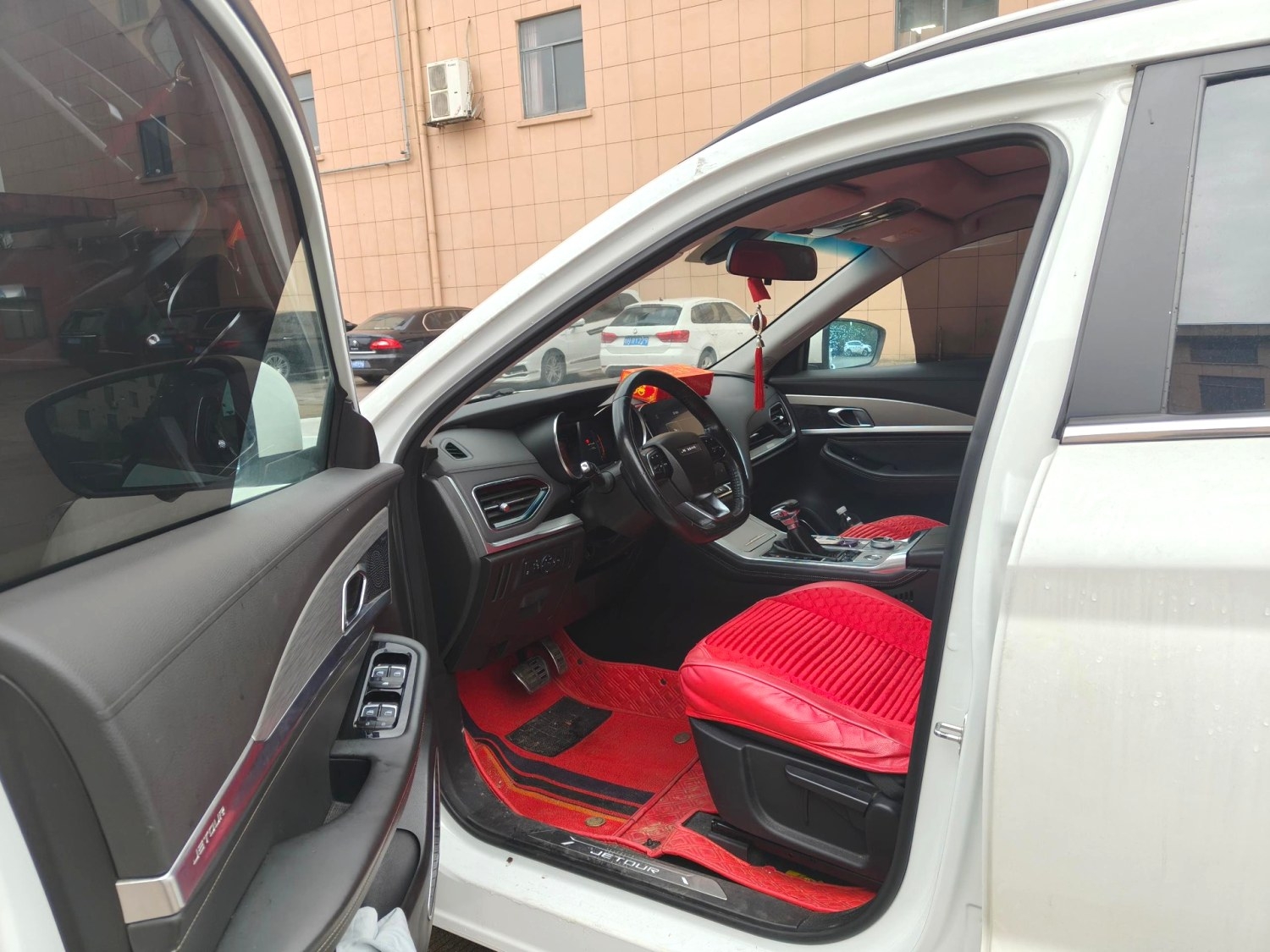 X70 2019 #4 X70 2019 car image #4