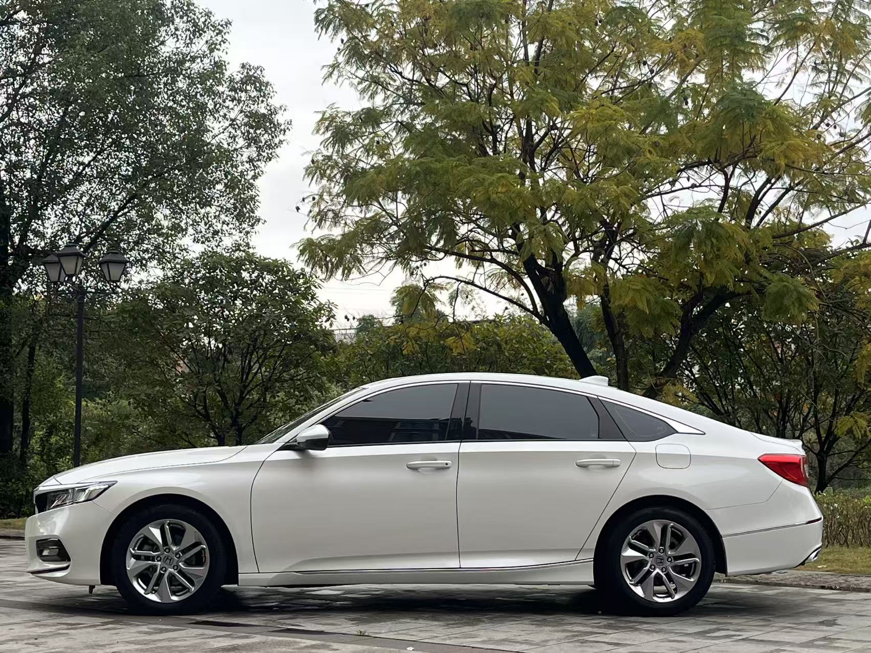 Honda Accord 2019 immagine di auto #4